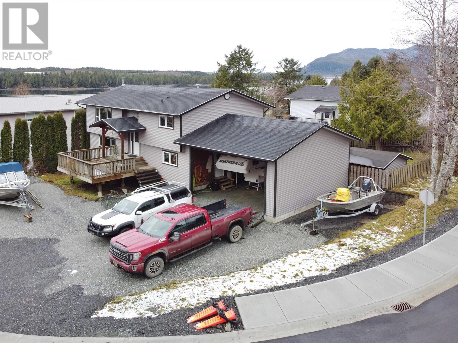 180 Hillcrest Avenue, Port Edward, British Columbia  V0V 1G0 - Photo 1 - R2848406