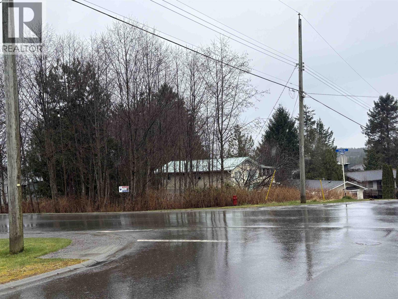 285 Sunset Drive, Port Edward, British Columbia  V0V 1G0 - Photo 2 - R3001859