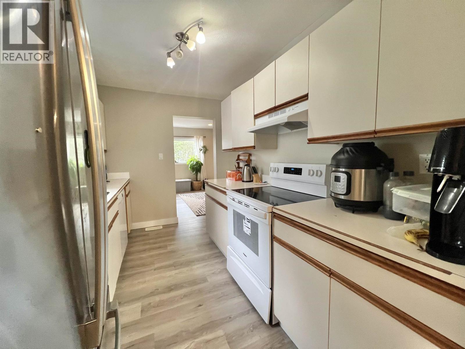 1328 Overlook Street, Prince Rupert, British Columbia  V8J 2C8 - Photo 3 - R3040222