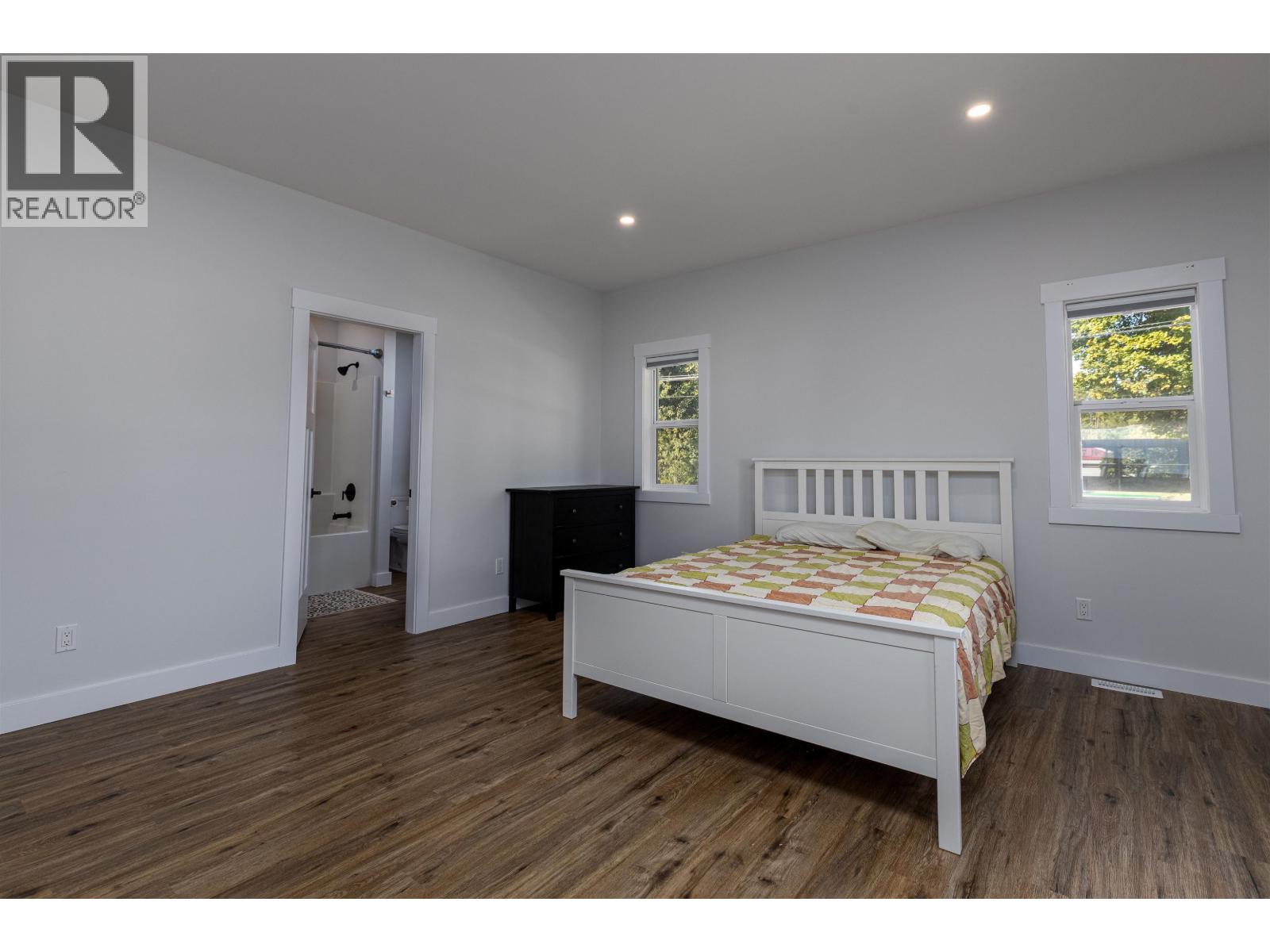 4946 Twedle Avenue, Terrace, British Columbia  V8G 4G7 - Photo 9 - R3044618