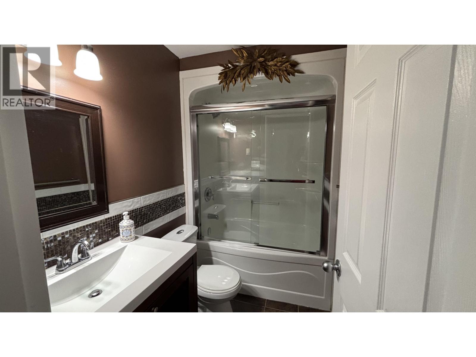 29 Plover Street, Kitimat, British Columbia  V8C 1M1 - Photo 14 - R3051458