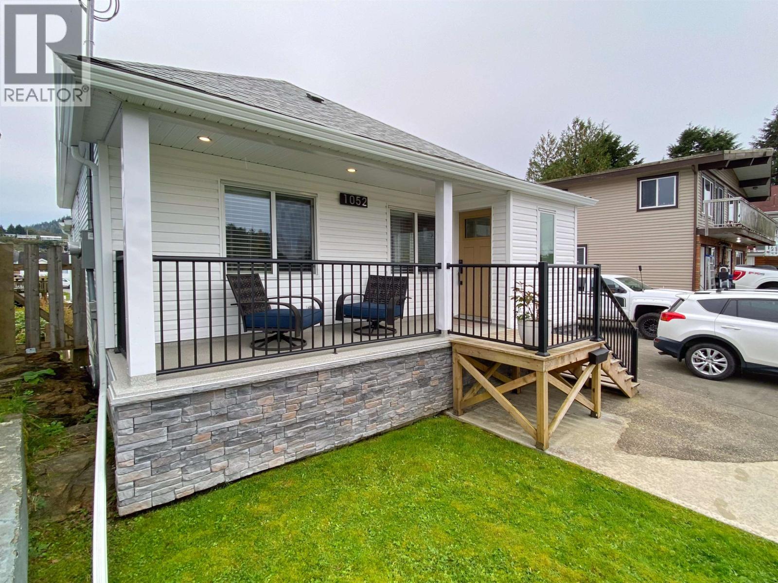1052 E 6th Avenue, Prince Rupert, British Columbia  V8J 1X6 - Photo 1 - R3056077