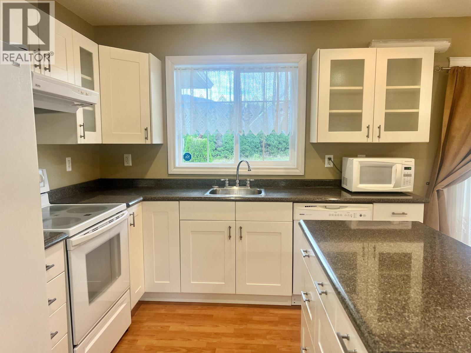 7 Wakita Street, Kitimat, British Columbia  V8C 2S1 - Photo 10 - R3058530