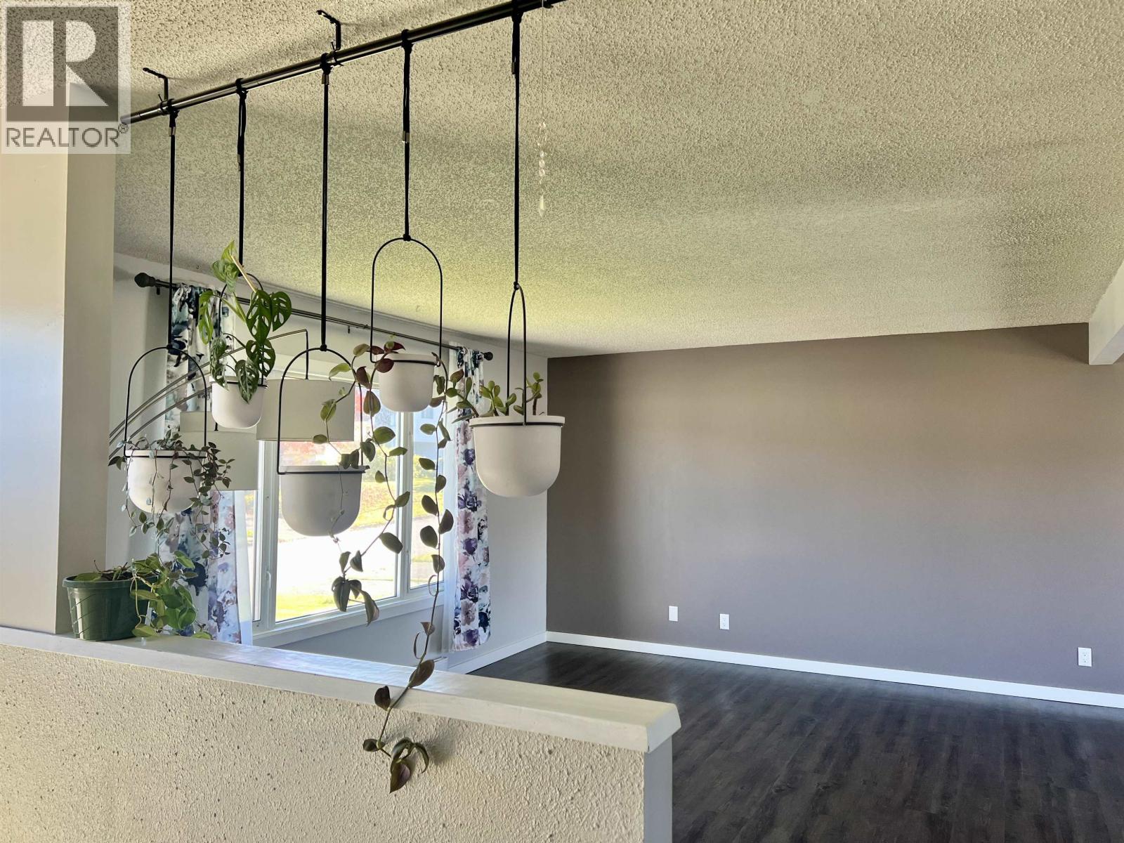 104 Charles Street, Kitimat, British Columbia  V8C 2J3 - Photo 6 - R3058967