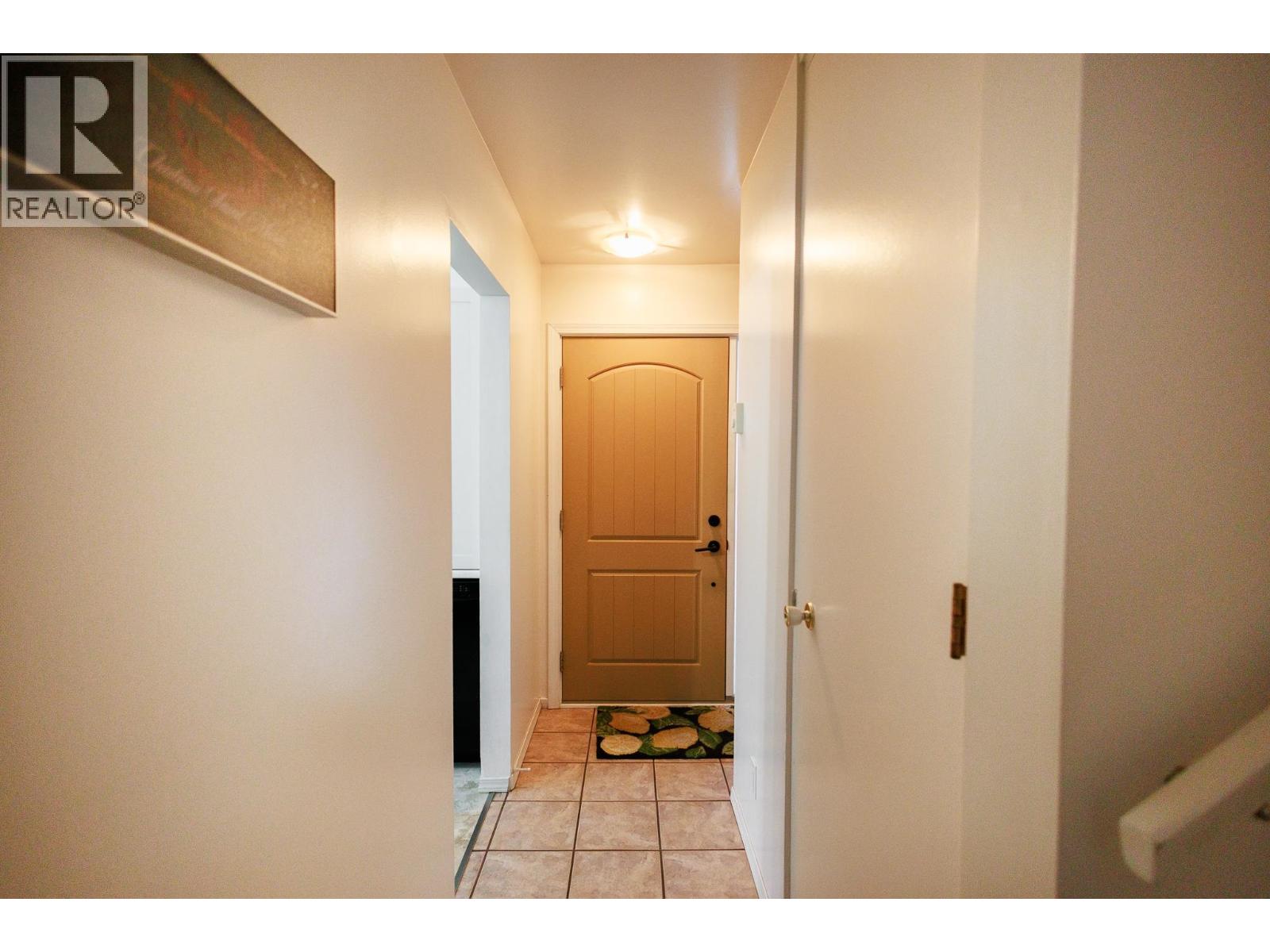 60 Dunn Street, Kitimat, British Columbia  V8C 1C7 - Photo 9 - R3088772