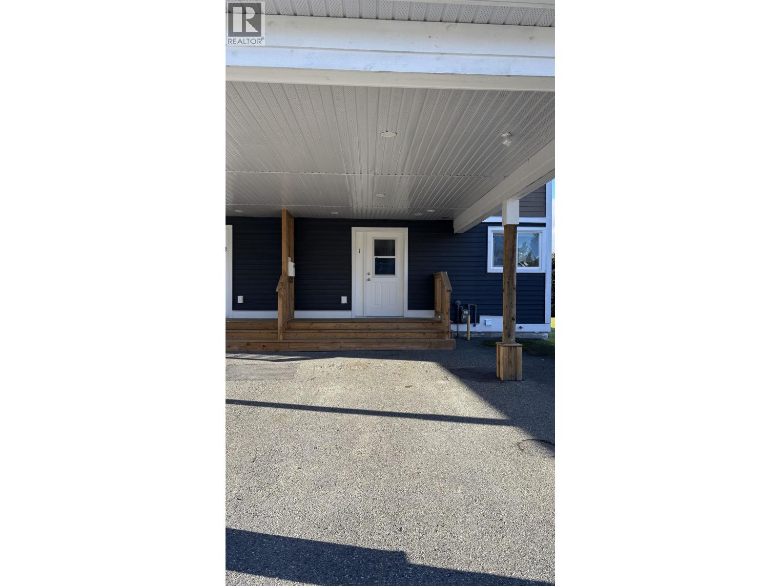 1 1425 Nalabila Boulevard, Kitimat, British Columbia  V8C 1E4 - Photo 3 - R3089930