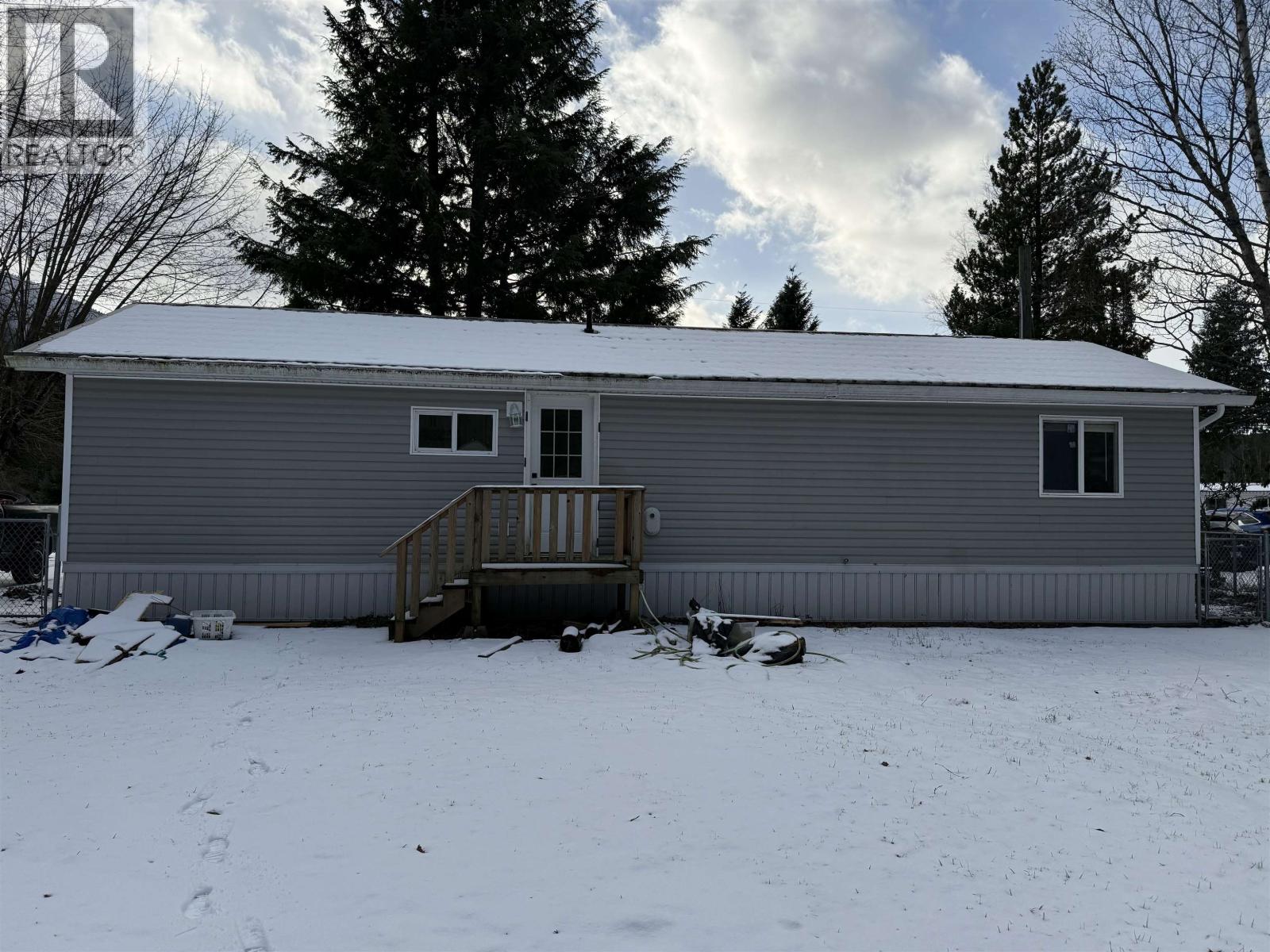 4670 Copper River Road, Terrace, British Columbia  V8G 0A5 - Photo 14 - R3094402