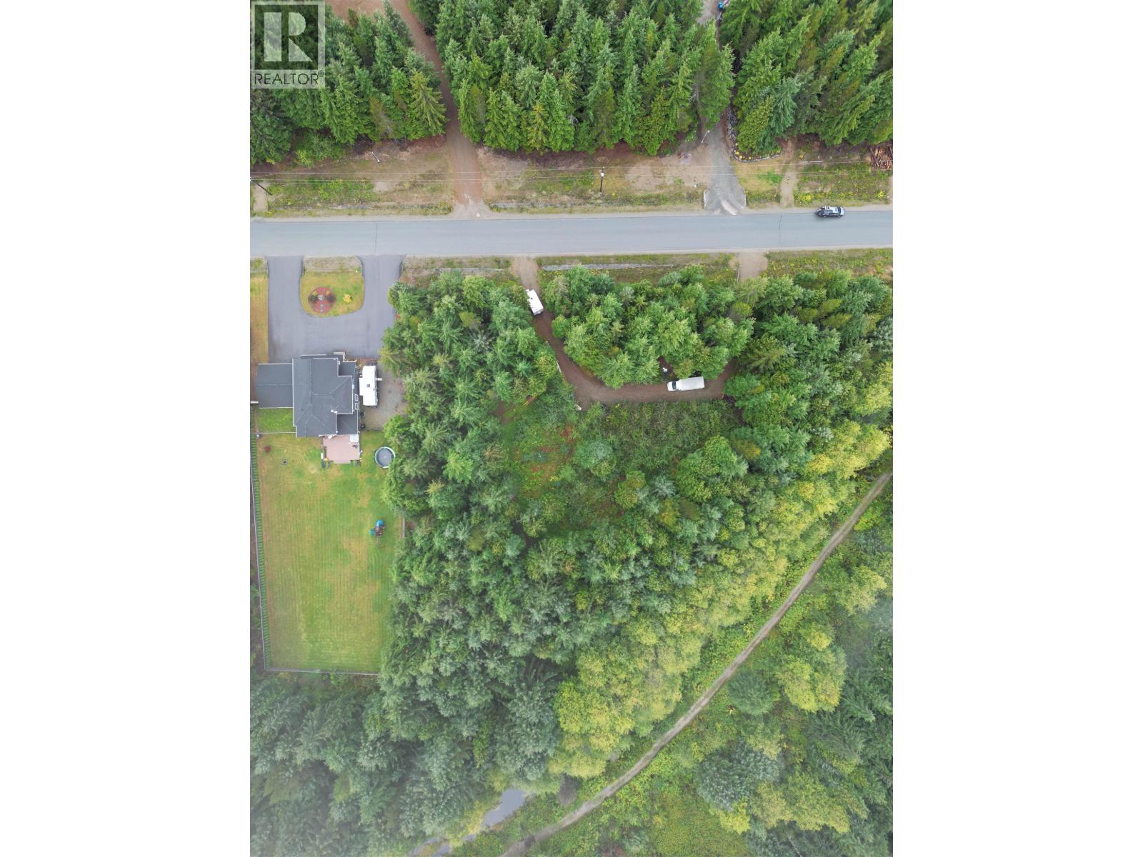 44 Elderberry Street, Kitimat, British Columbia  V8C 0A9 - Photo 3 - R3098150