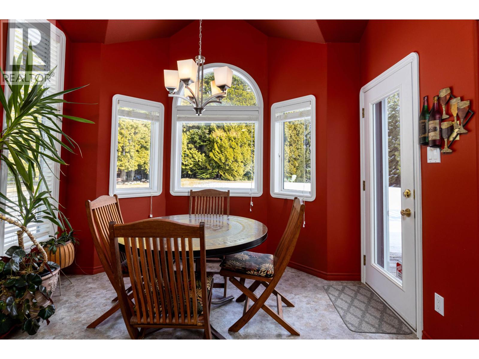 3908 Hatton Street, Terrace, British Columbia  V8G 5P6 - Photo 2 - R3104051