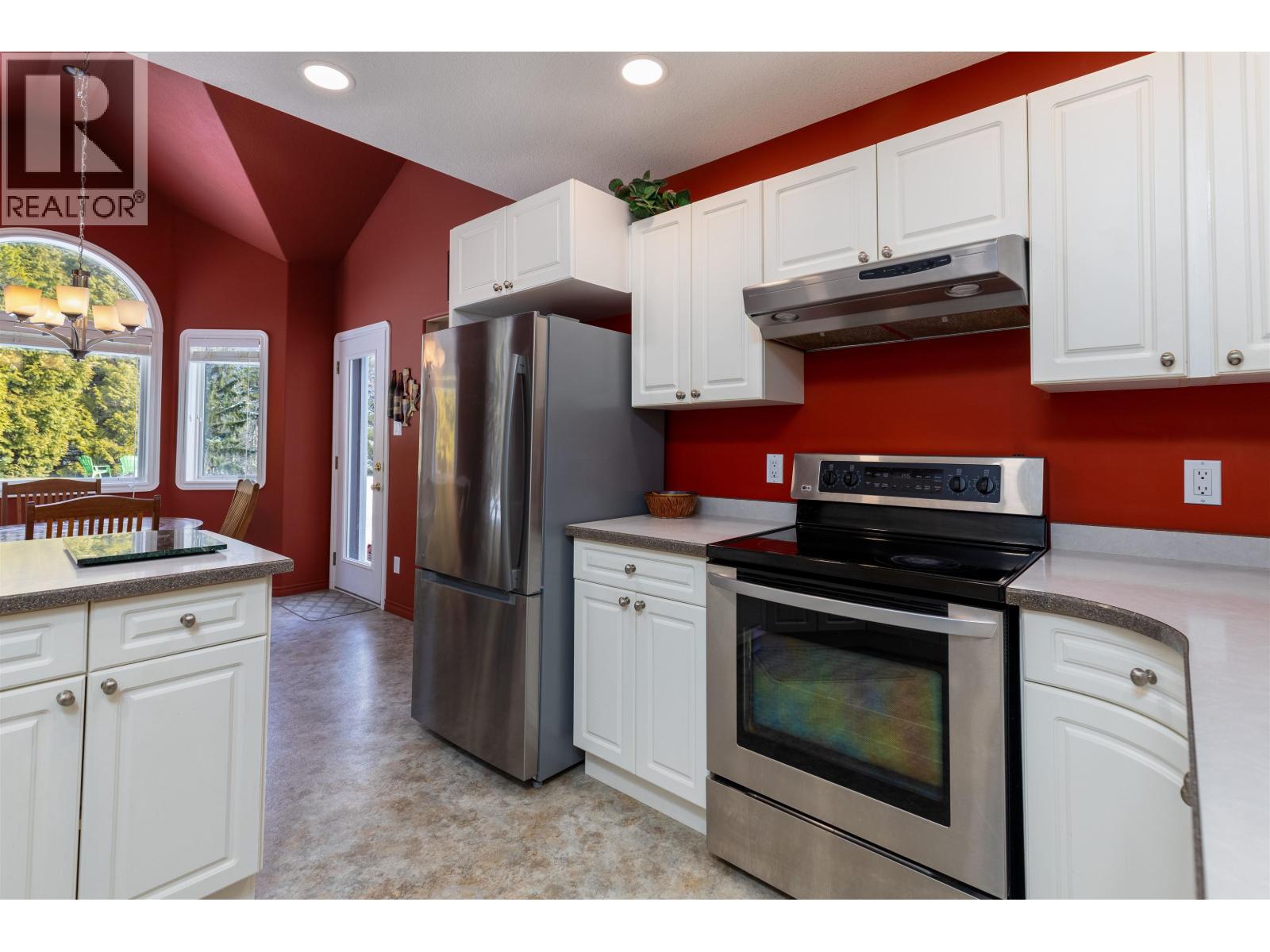 3908 Hatton Street, Terrace, British Columbia  V8G 5P6 - Photo 9 - R3104051