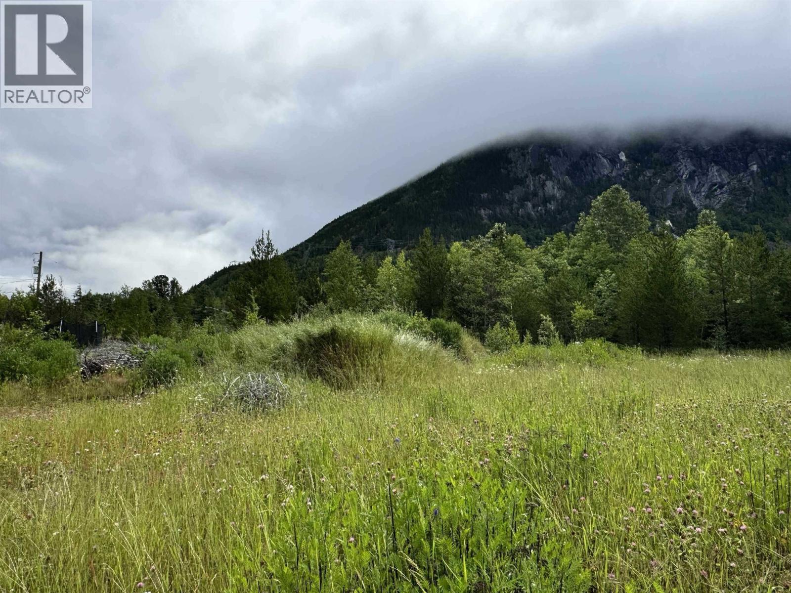 3728 Dobbie Street, Terrace, British Columbia  V8G 5T7 - Photo 2 - R3105392