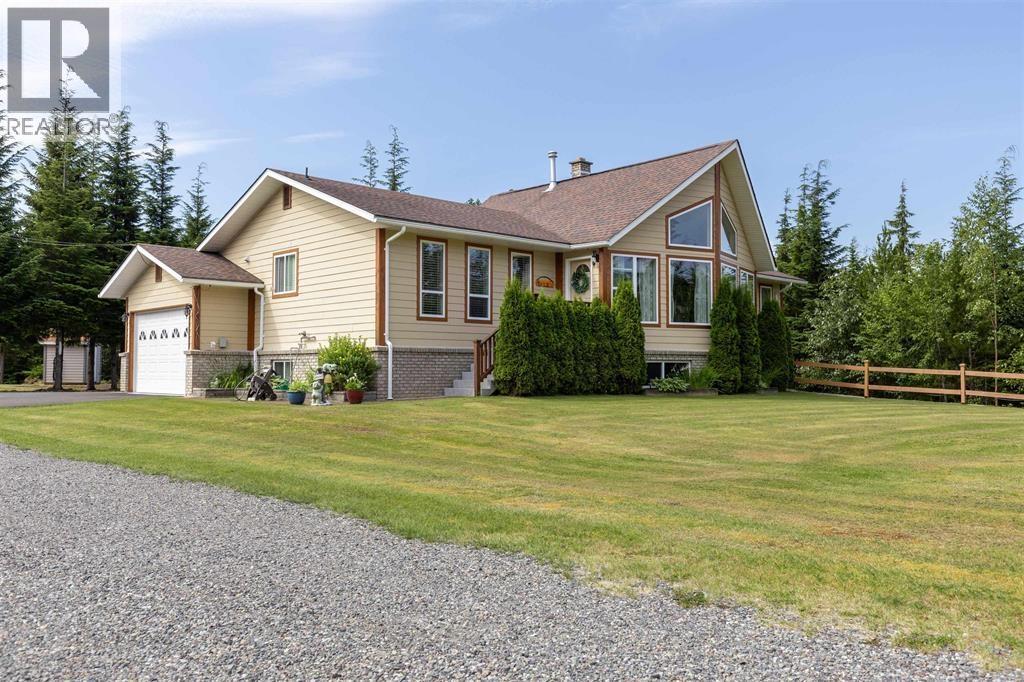 3009 Solomon Way, Terrace, British Columbia  V8G 0G5 - Photo 3 - R3107353