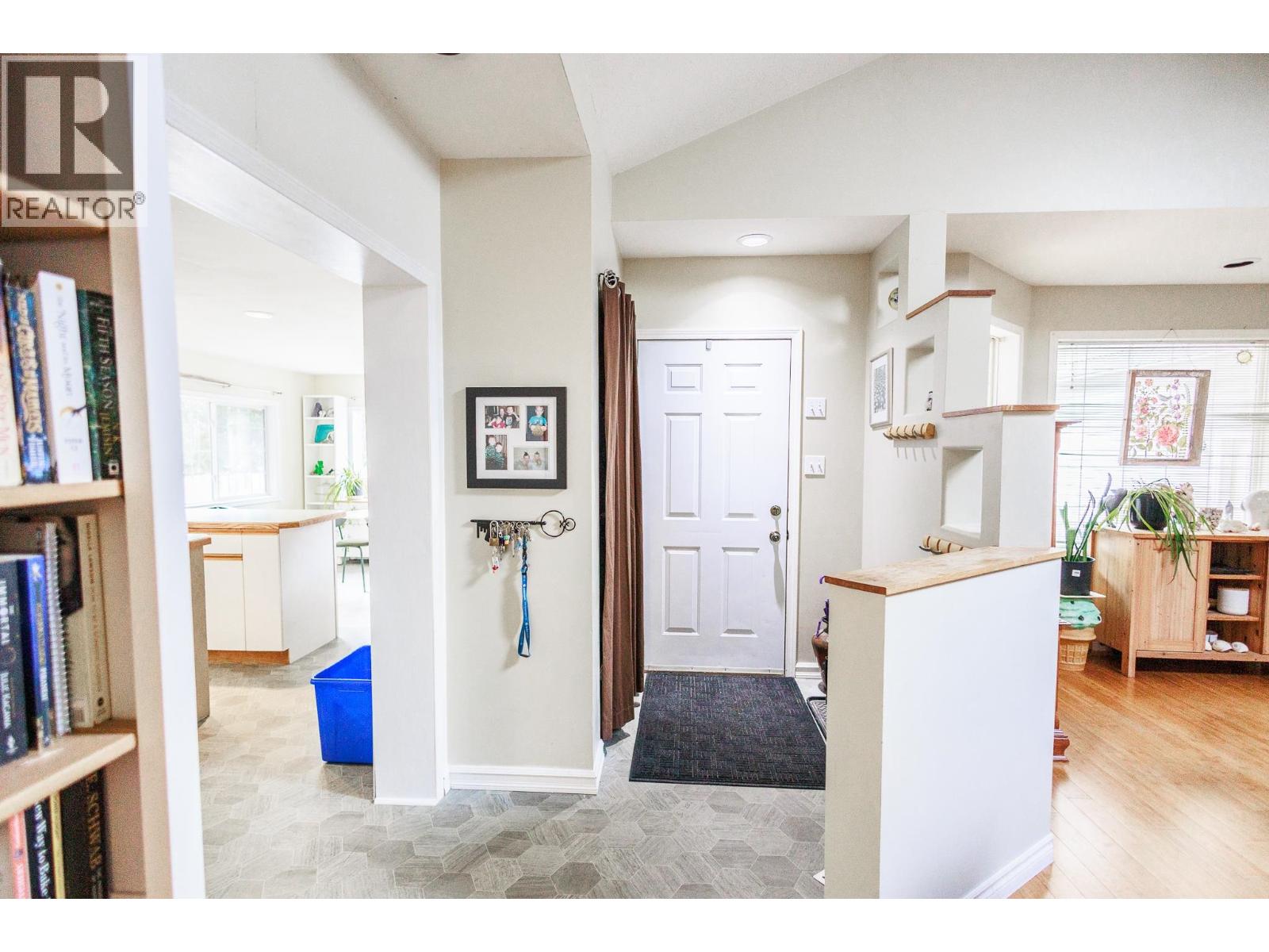 4674 Marten Drive, Terrace, British Columbia  V8G 0A5 - Photo 10 - R3110110