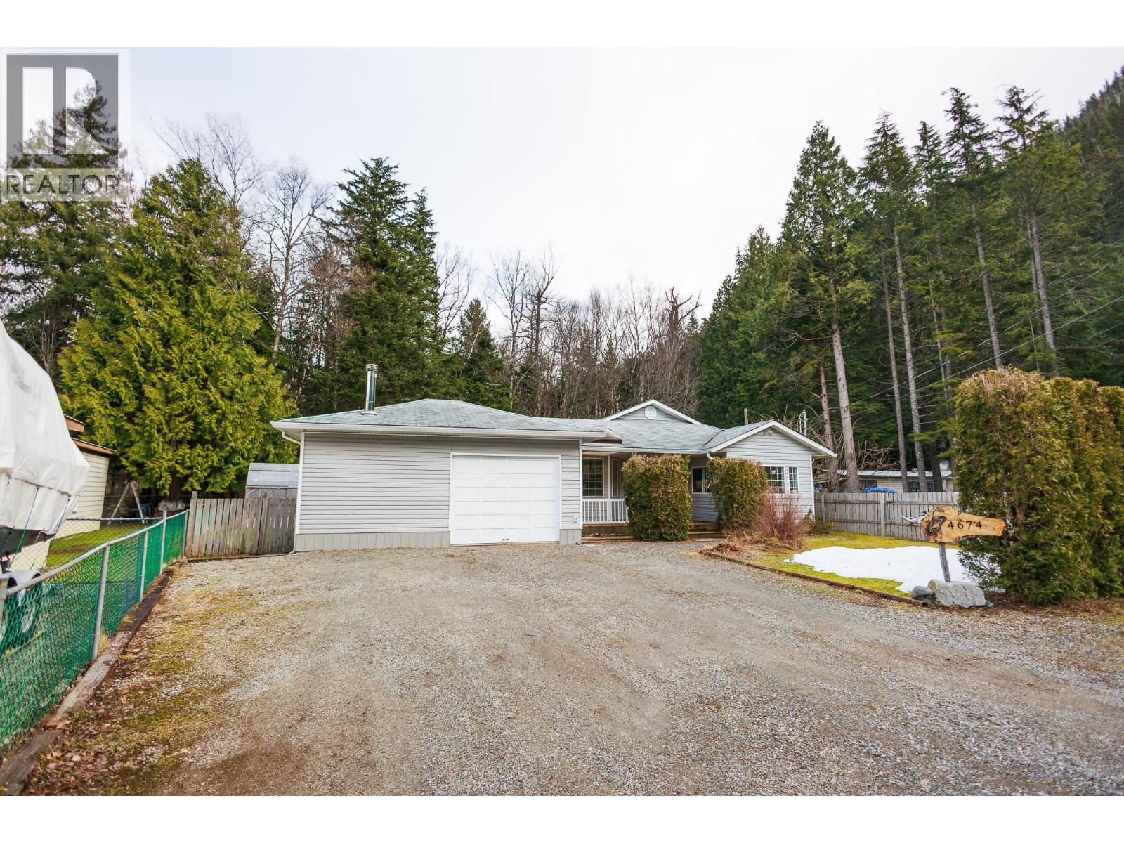 4674 Marten Drive, Terrace, British Columbia  V8G 0A5 - Photo 24 - R3110110
