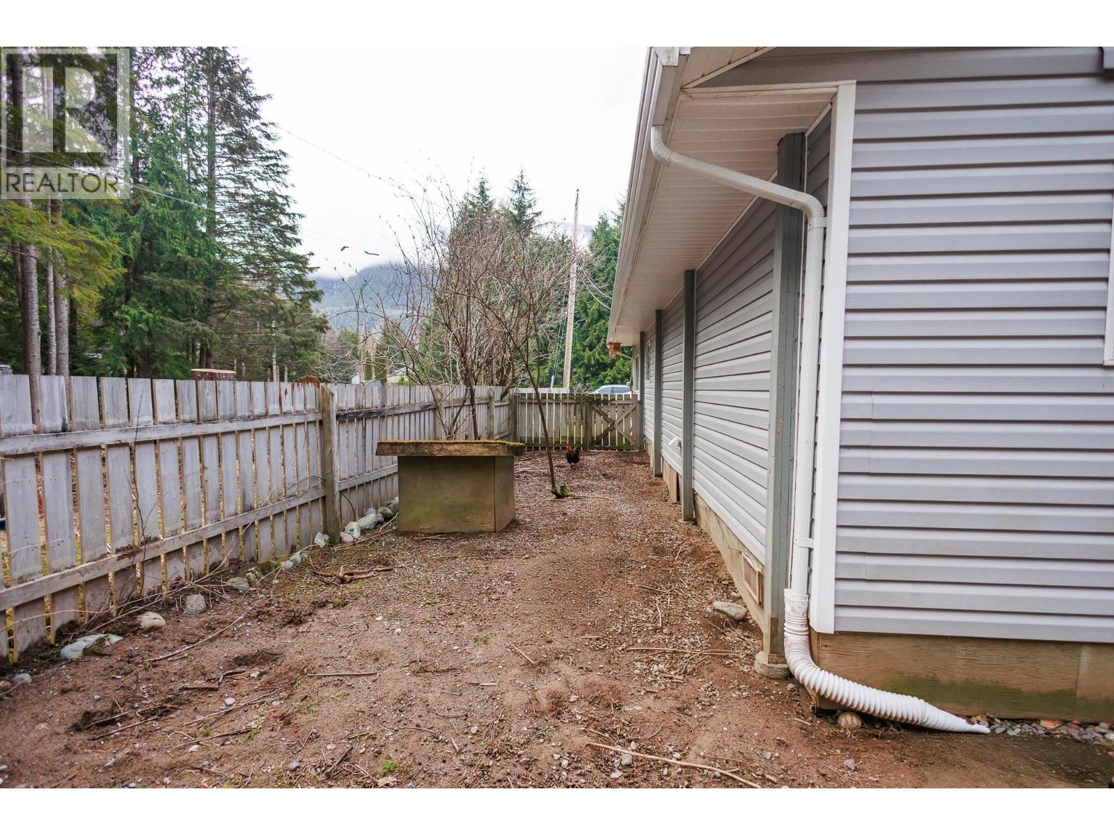 4674 Marten Drive, Terrace, British Columbia  V8G 0A5 - Photo 28 - R3110110