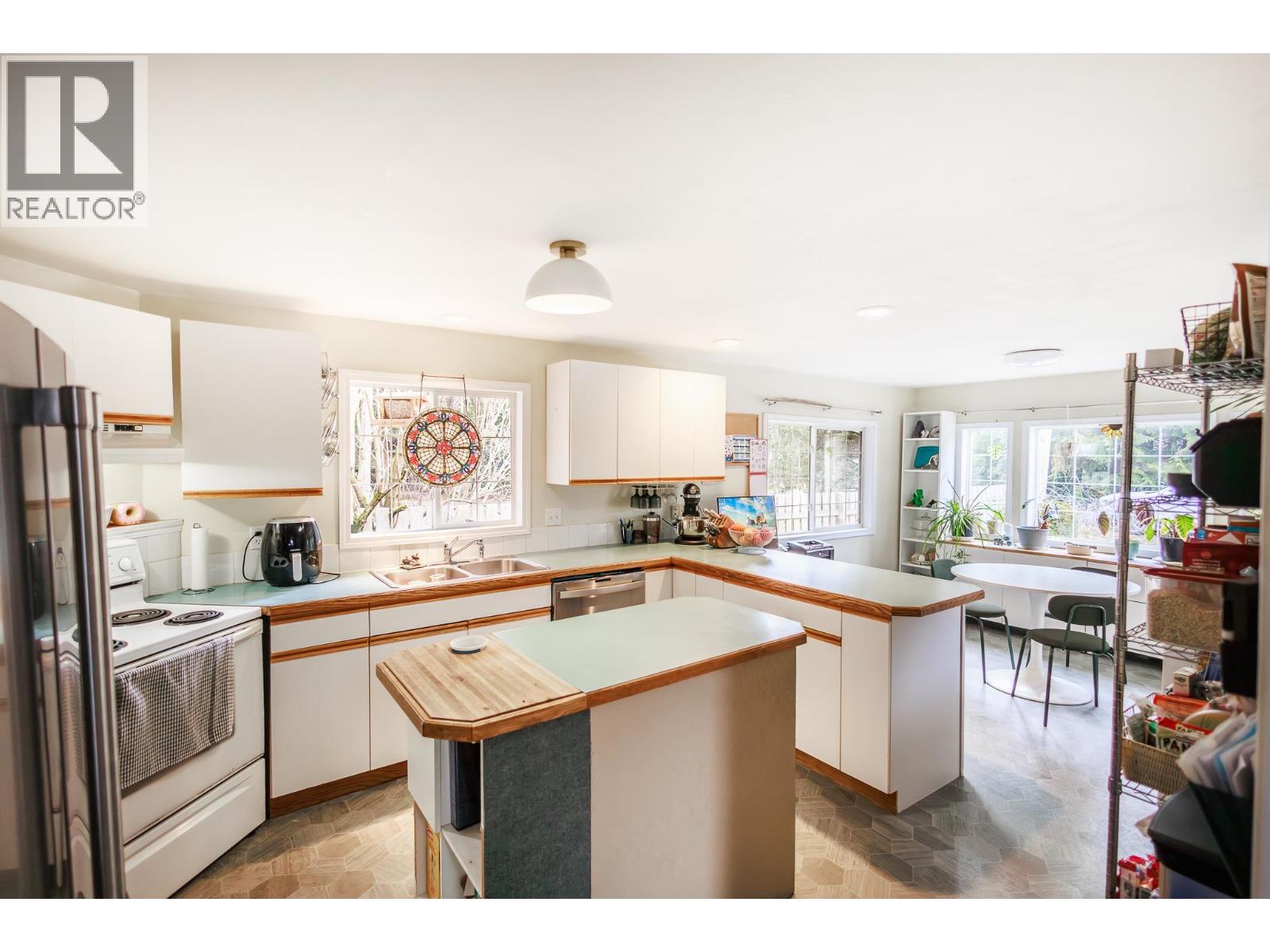 4674 Marten Drive, Terrace, British Columbia  V8G 0A5 - Photo 6 - R3110110