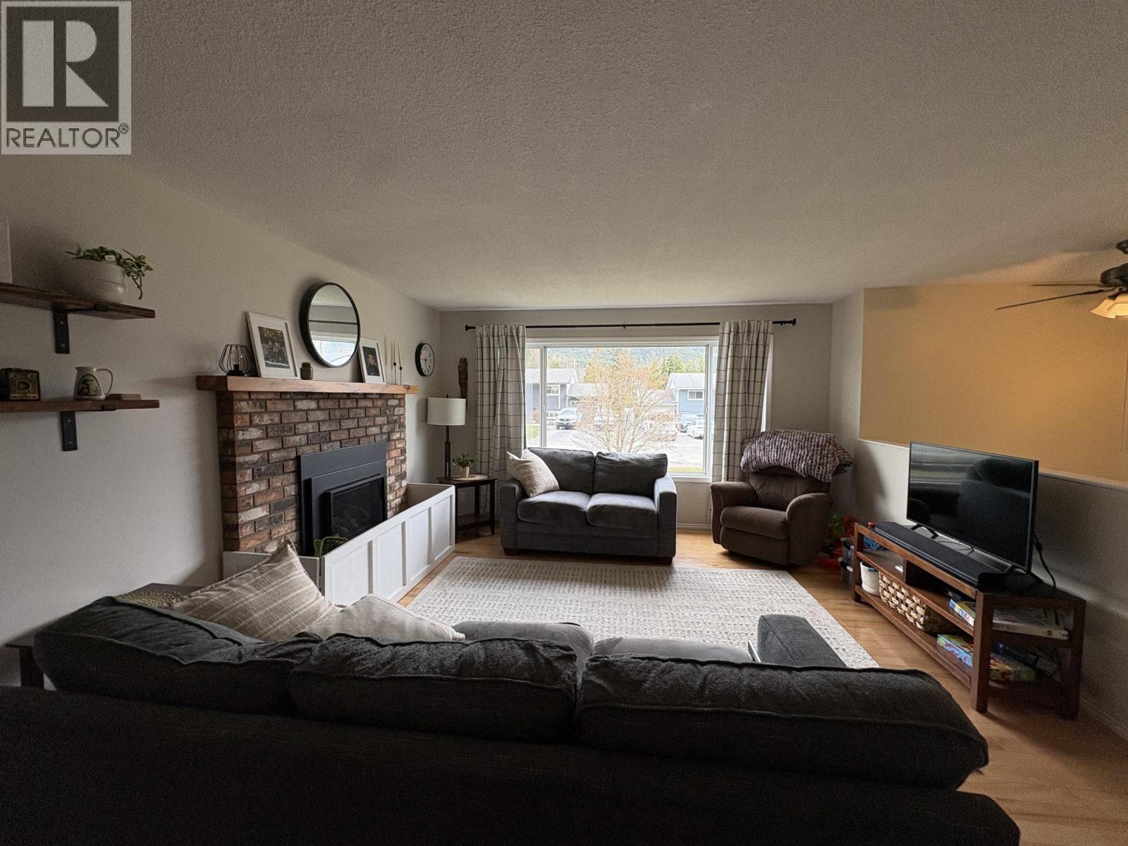 4017 Benner Street, Terrace, British Columbia  V8G 3B1 - Photo 3 - R3110358