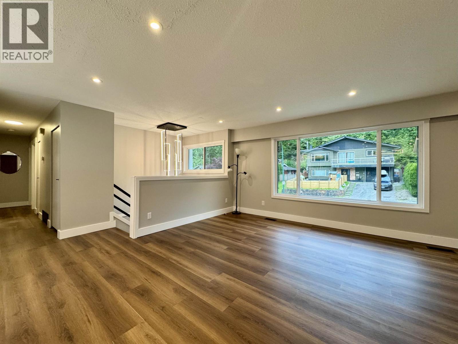 1831 Kootenay Avenue, Prince Rupert, British Columbia  V8J 4A3 - Photo 3 - R3111119