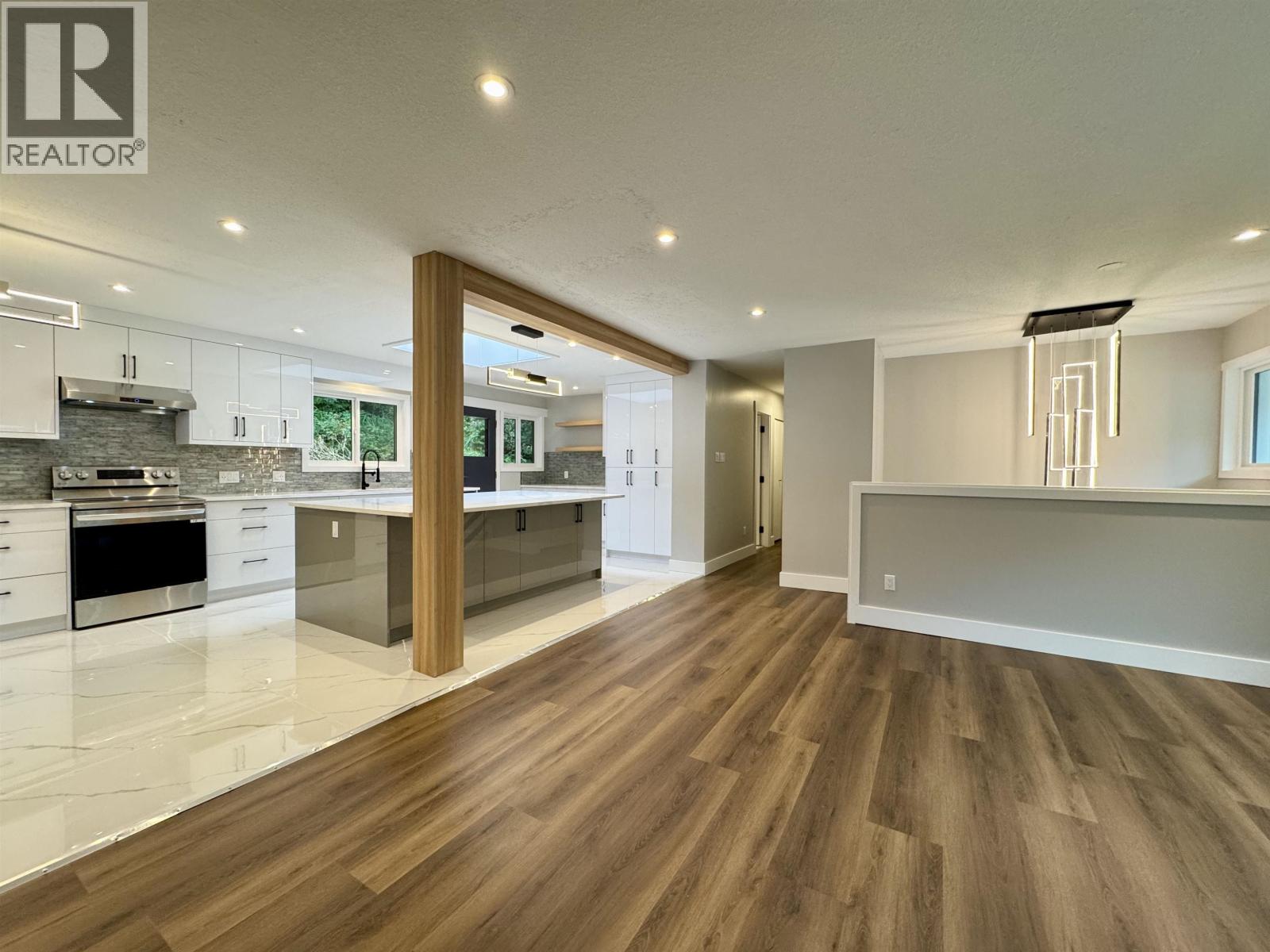 1831 Kootenay Avenue, Prince Rupert, British Columbia  V8J 4A3 - Photo 5 - R3111119