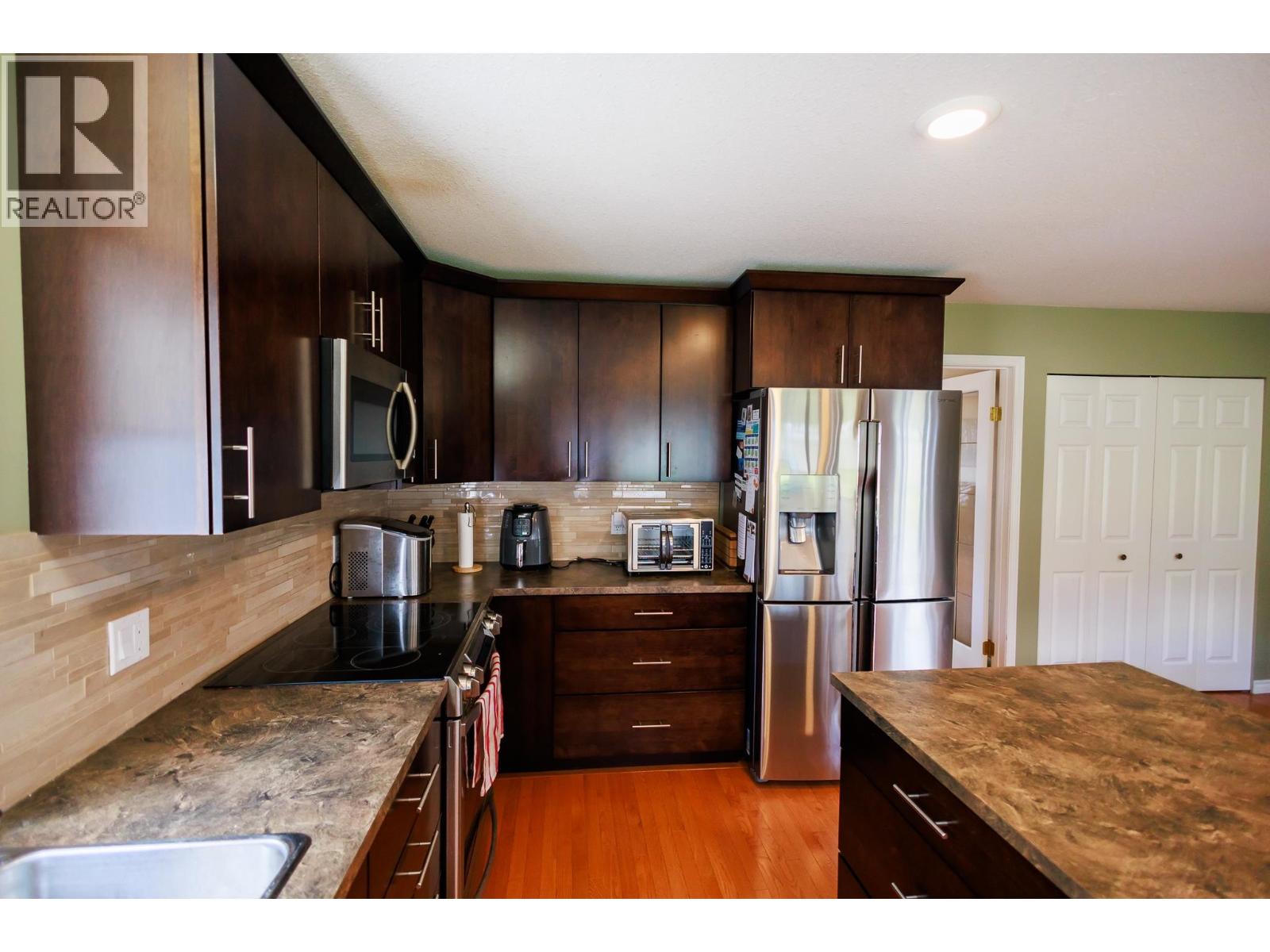 3808 Dejong Crescent, Terrace, British Columbia  V8G 4W6 - Photo 11 - R3114964