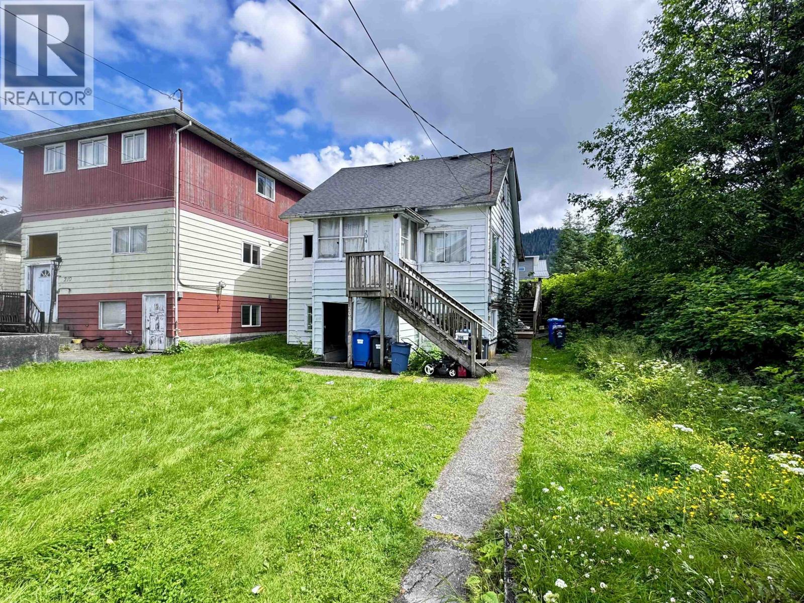 202 204-206 E 6th Avenue, Prince Rupert, British Columbia  V8J 1W3 - Photo 2 - R3115264