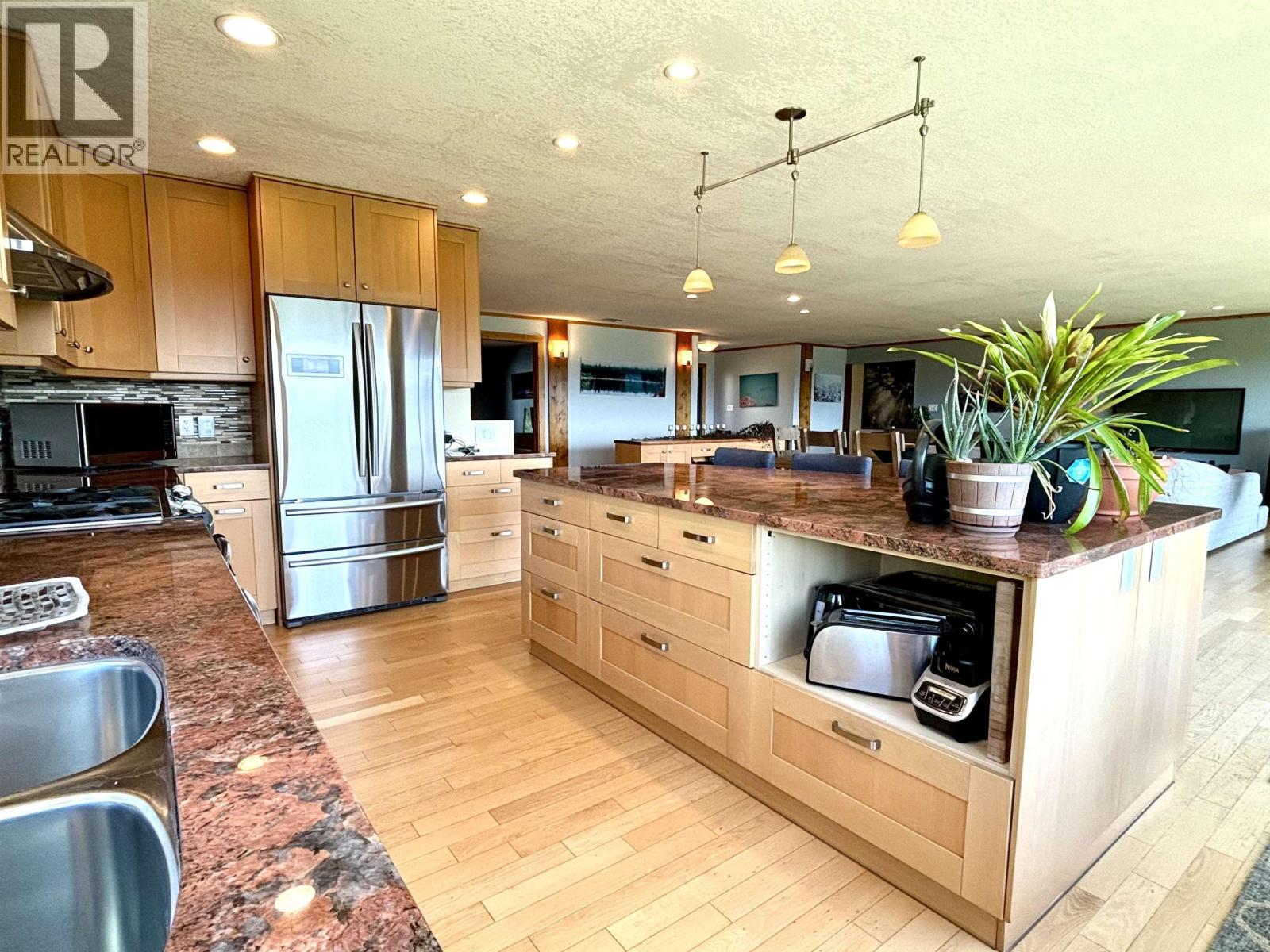 4022 Skoglund Street, Terrace, British Columbia  V8G 2W9 - Photo 8 - R3115803