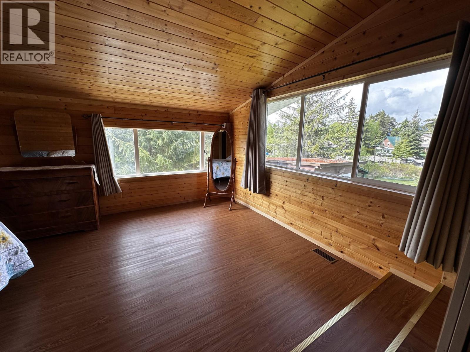 2605 1st Avenue, Terrace, British Columbia  V8G 0G2 - Photo 15 - R3122178