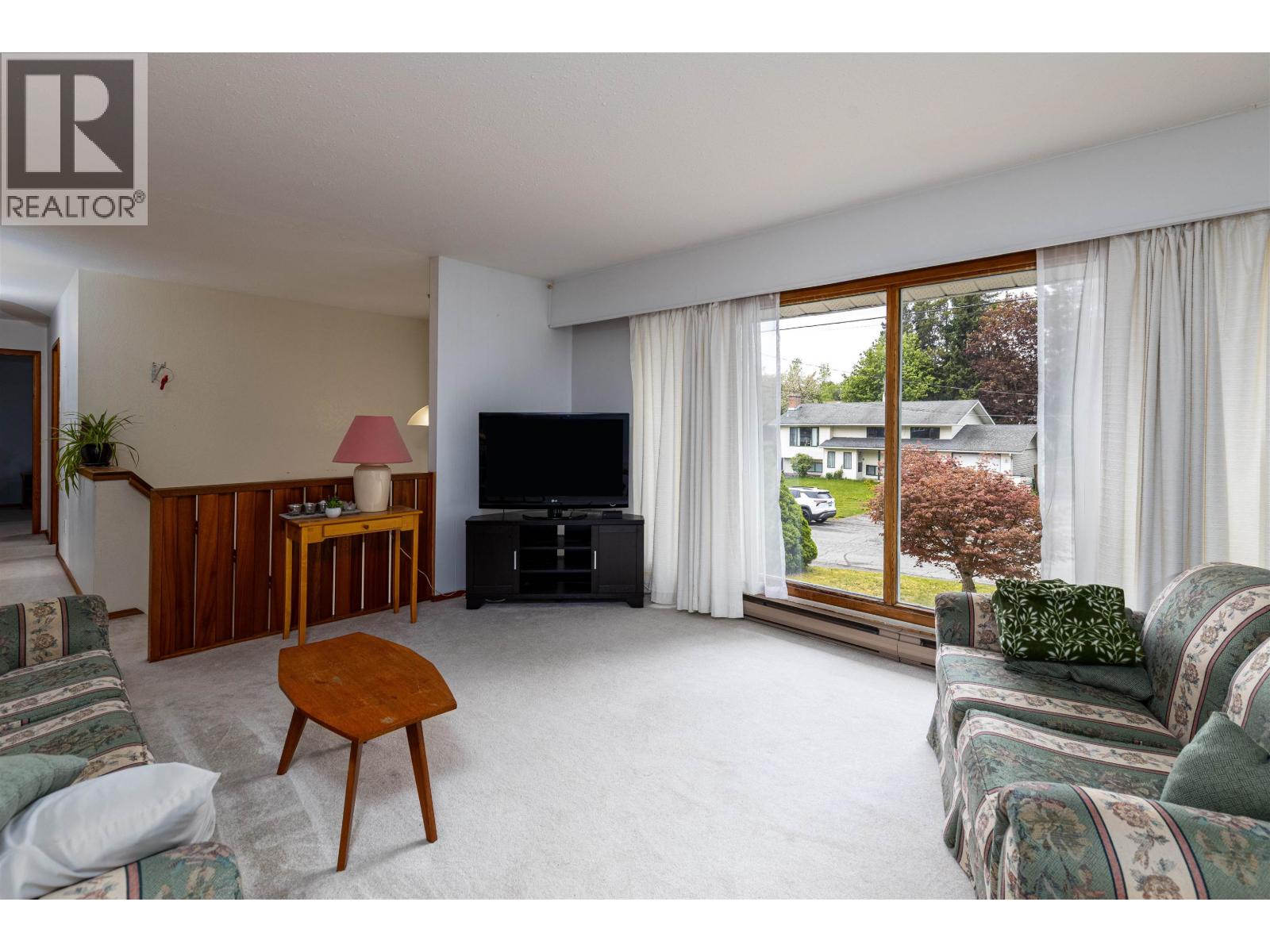 2214 Evergreen Street, Terrace, British Columbia  V8G 2P8 - Photo 3 - R3123536