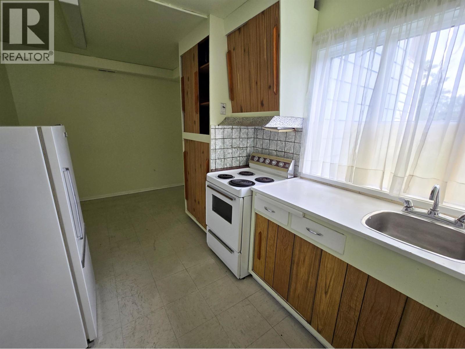 99 Mallard Street, Kitimat, British Columbia  V8C 1N2 - Photo 10 - R3129398