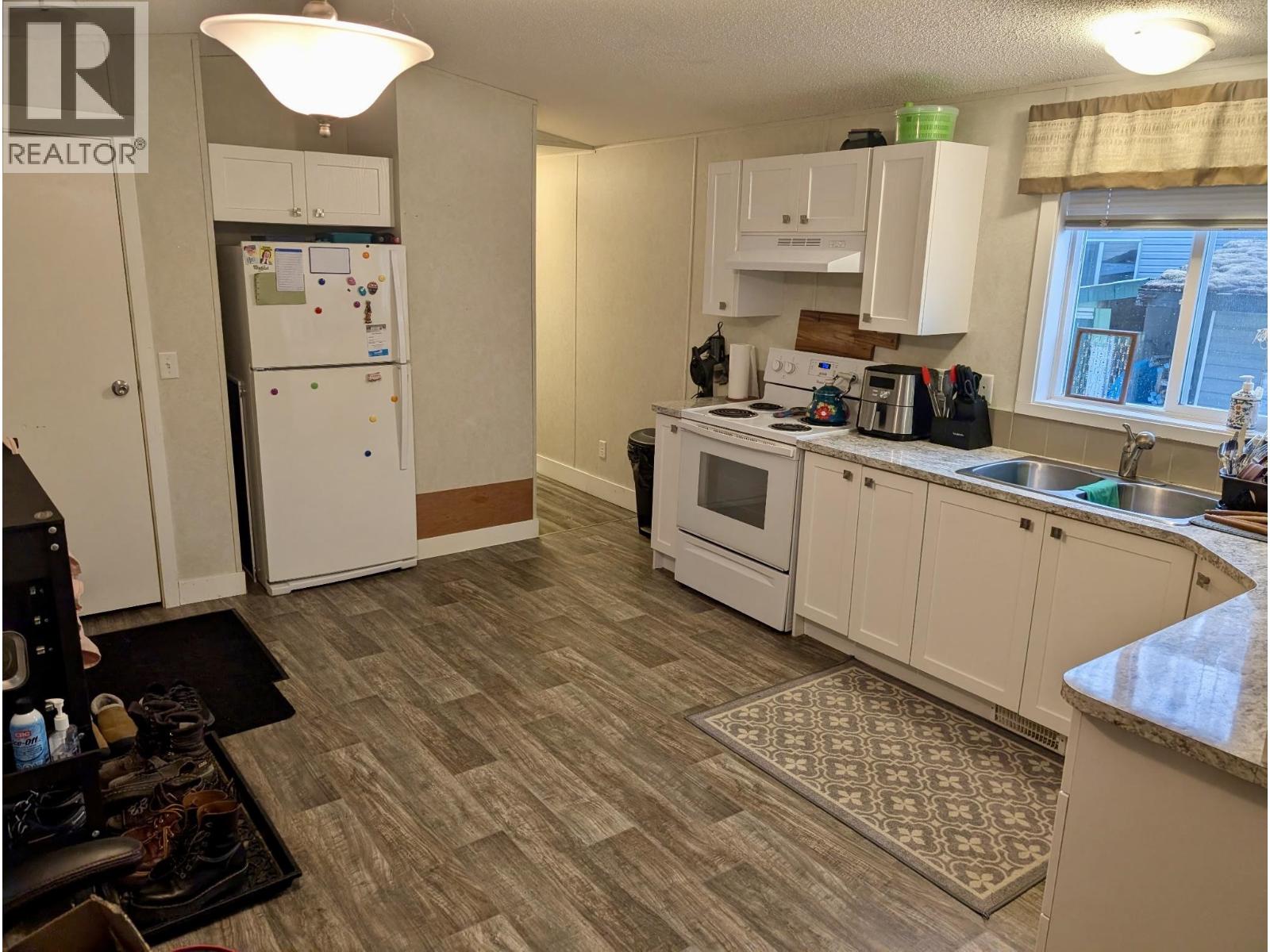 32 4619 Lowrie Avenue, Terrace, British Columbia  V8G 3X5 - Photo 5 - R3132661