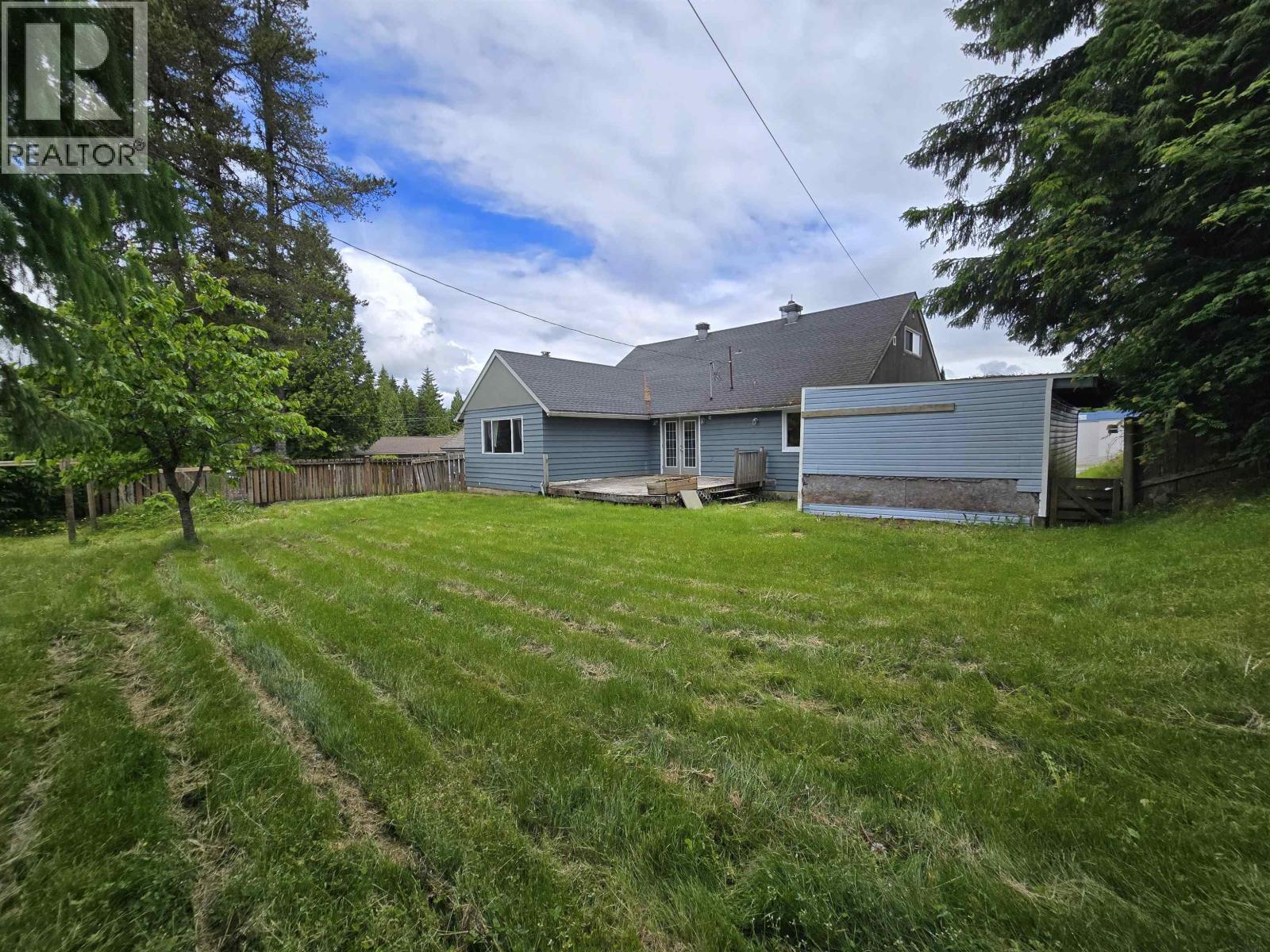 1417 Cormorant Avenue, Kitimat, British Columbia  V8C 1R7 - Photo 2 - R3133622