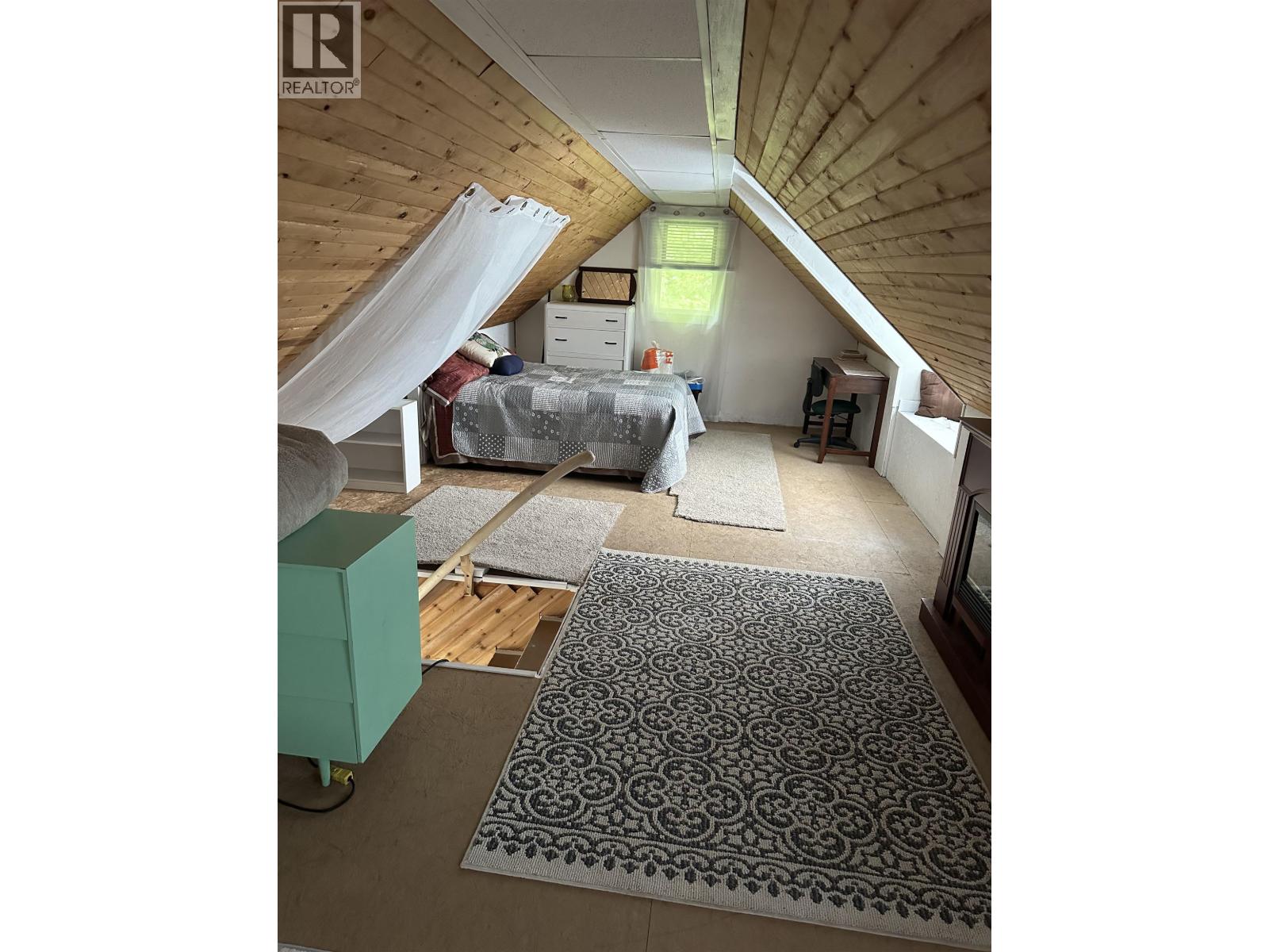 2878 Squirrel Point Road, Lakelse Lake, British Columbia  V8G 1R1 - Photo 19 - R3138448