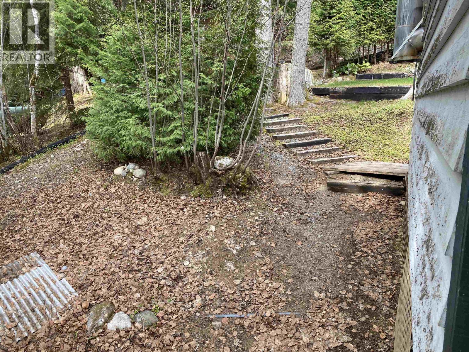 2878 Squirrel Point Road, Lakelse Lake, British Columbia  V8G 1R1 - Photo 28 - R3138448