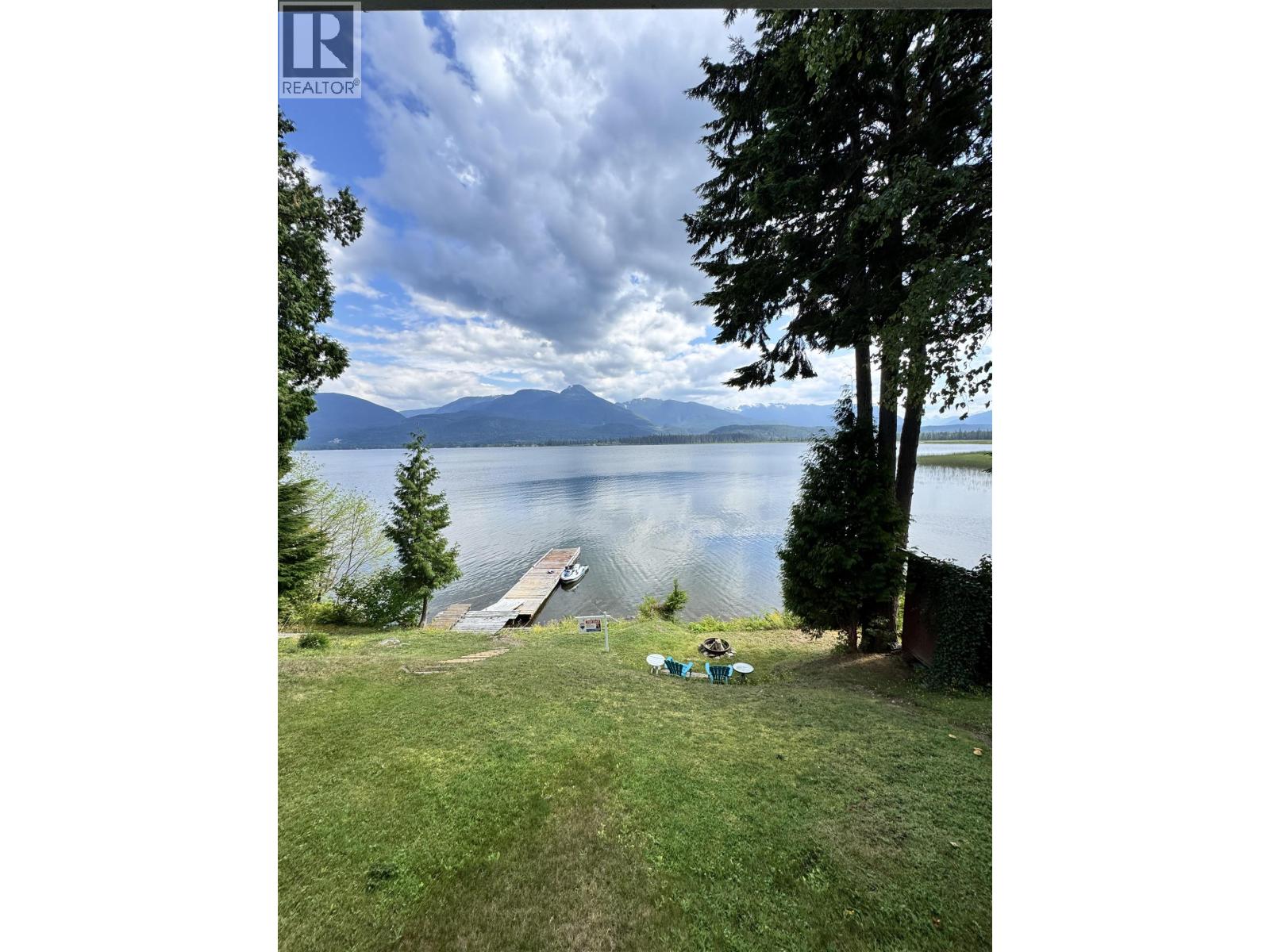 2878 Squirrel Point Road, Lakelse Lake, British Columbia  V8G 1R1 - Photo 36 - R3138448