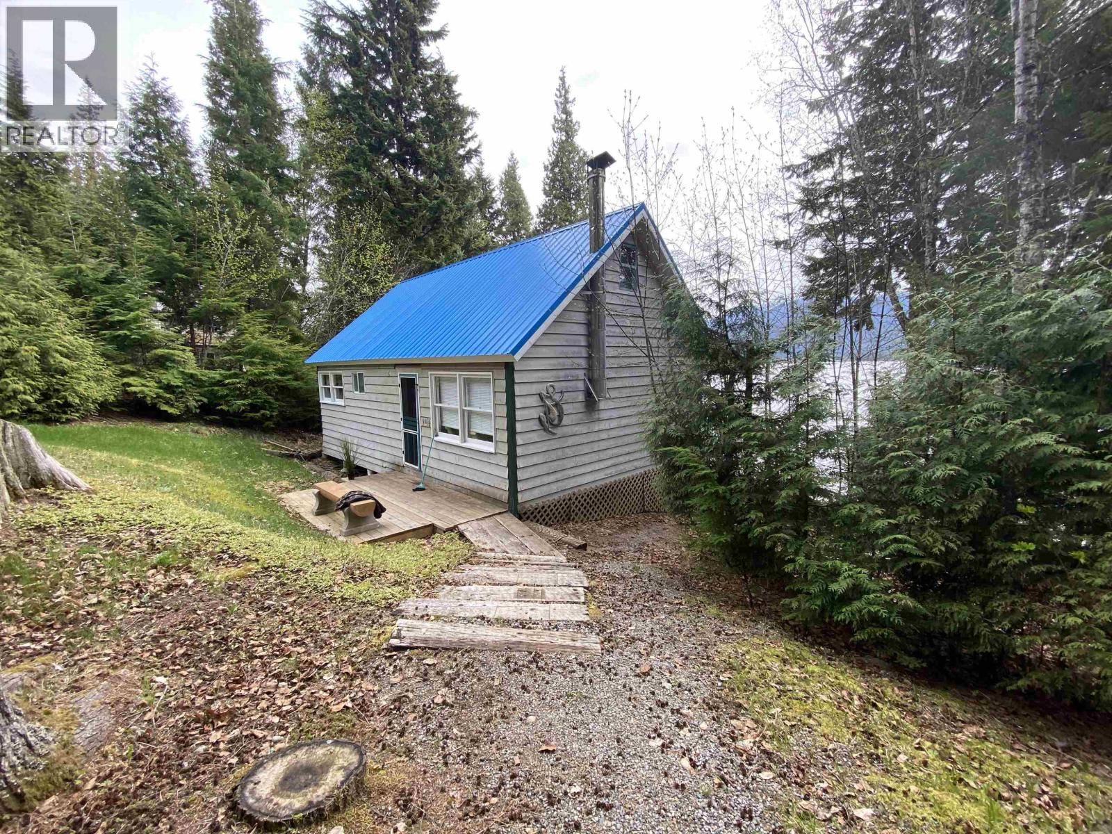 2878 Squirrel Point Road, Lakelse Lake, British Columbia  V8G 1R1 - Photo 6 - R3138448