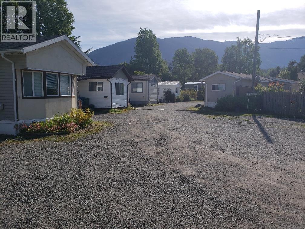 3886 Muller Avenue, Terrace, British Columbia  V8G 3T8 - Photo 15 - R3140162