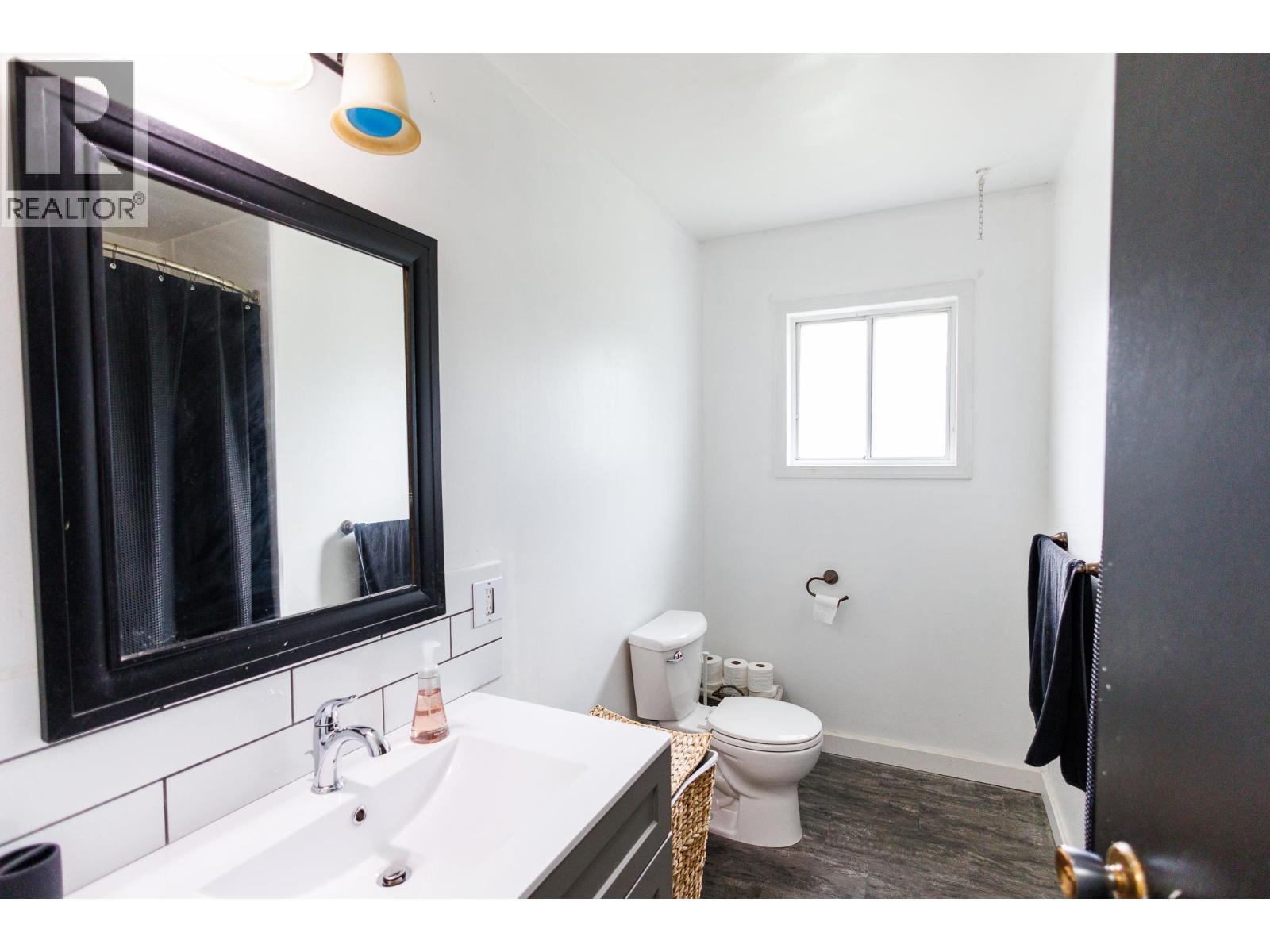 3292 Kofoed Drive, Thornhill, British Columbia  V8G 3P7 - Photo 16 - R3144533