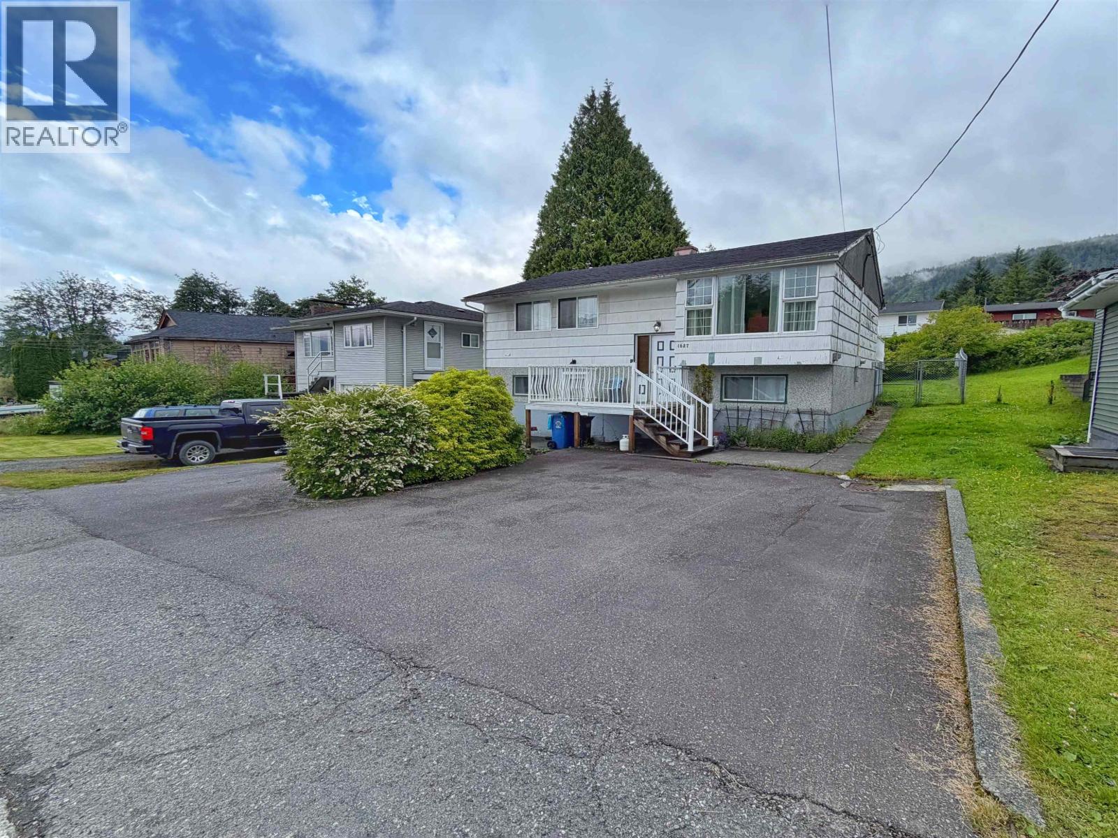 1627 Atlin Avenue, Prince Rupert, British Columbia  V8J 1E4 - Photo 3 - R3144956