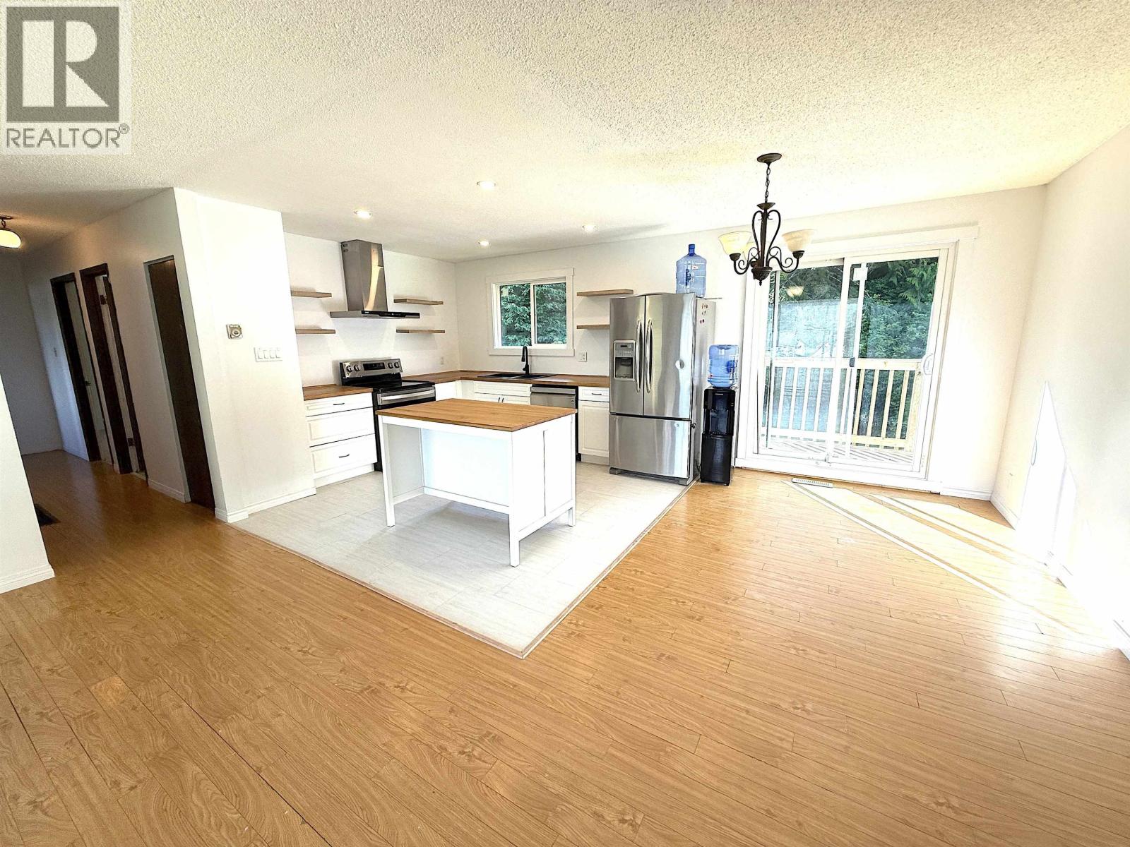 1012 E 10th Avenue, Prince Rupert, British Columbia  V8J 2T5 - Photo 3 - R3146003