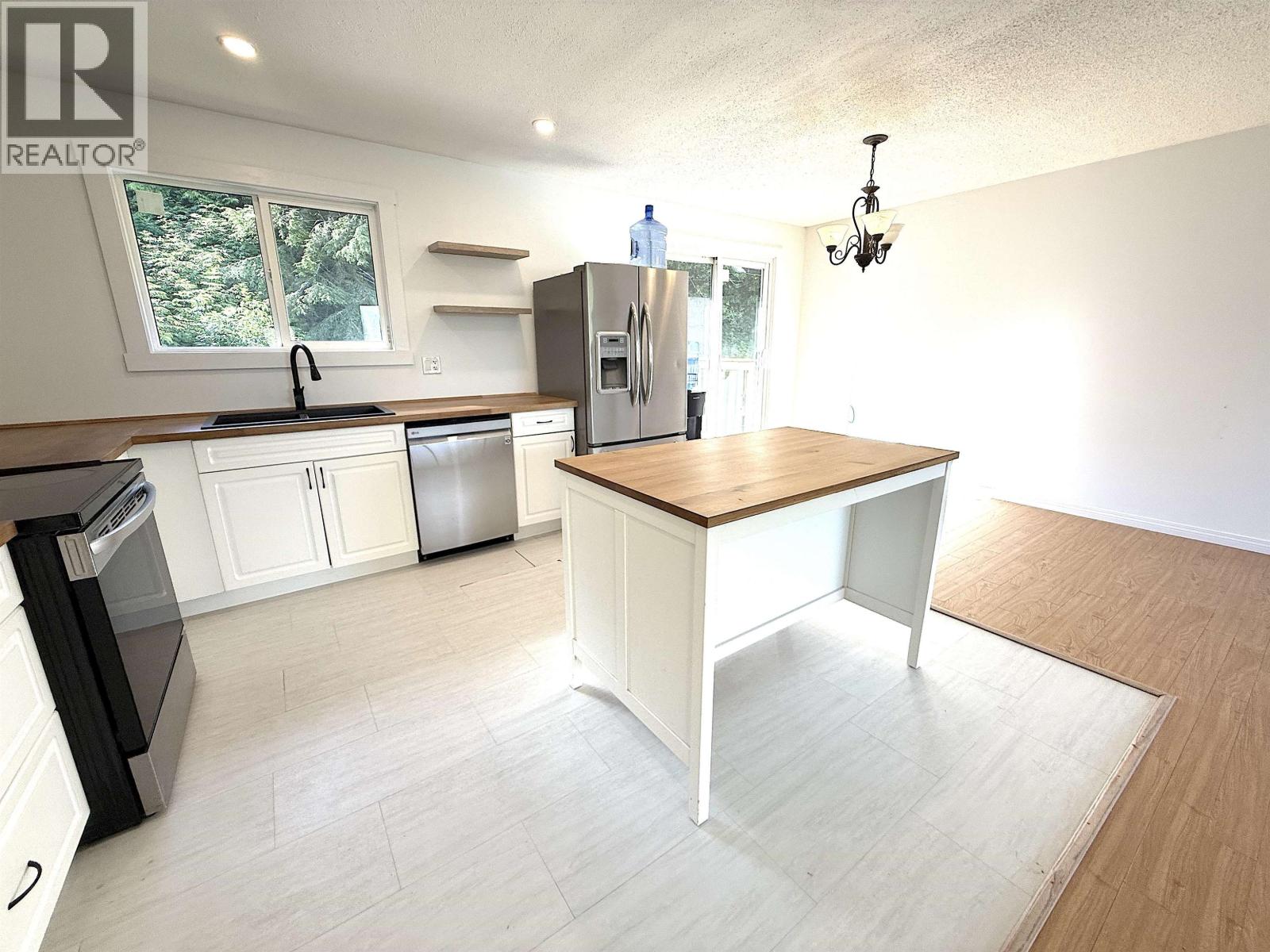 1012 E 10th Avenue, Prince Rupert, British Columbia  V8J 2T5 - Photo 6 - R3146003
