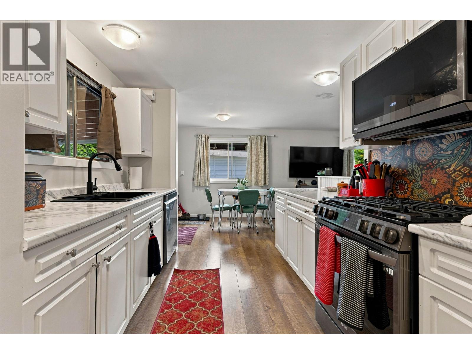 2945 Thornhill Street, Terrace, British Columbia  V8G 5A1 - Photo 3 - R3148832