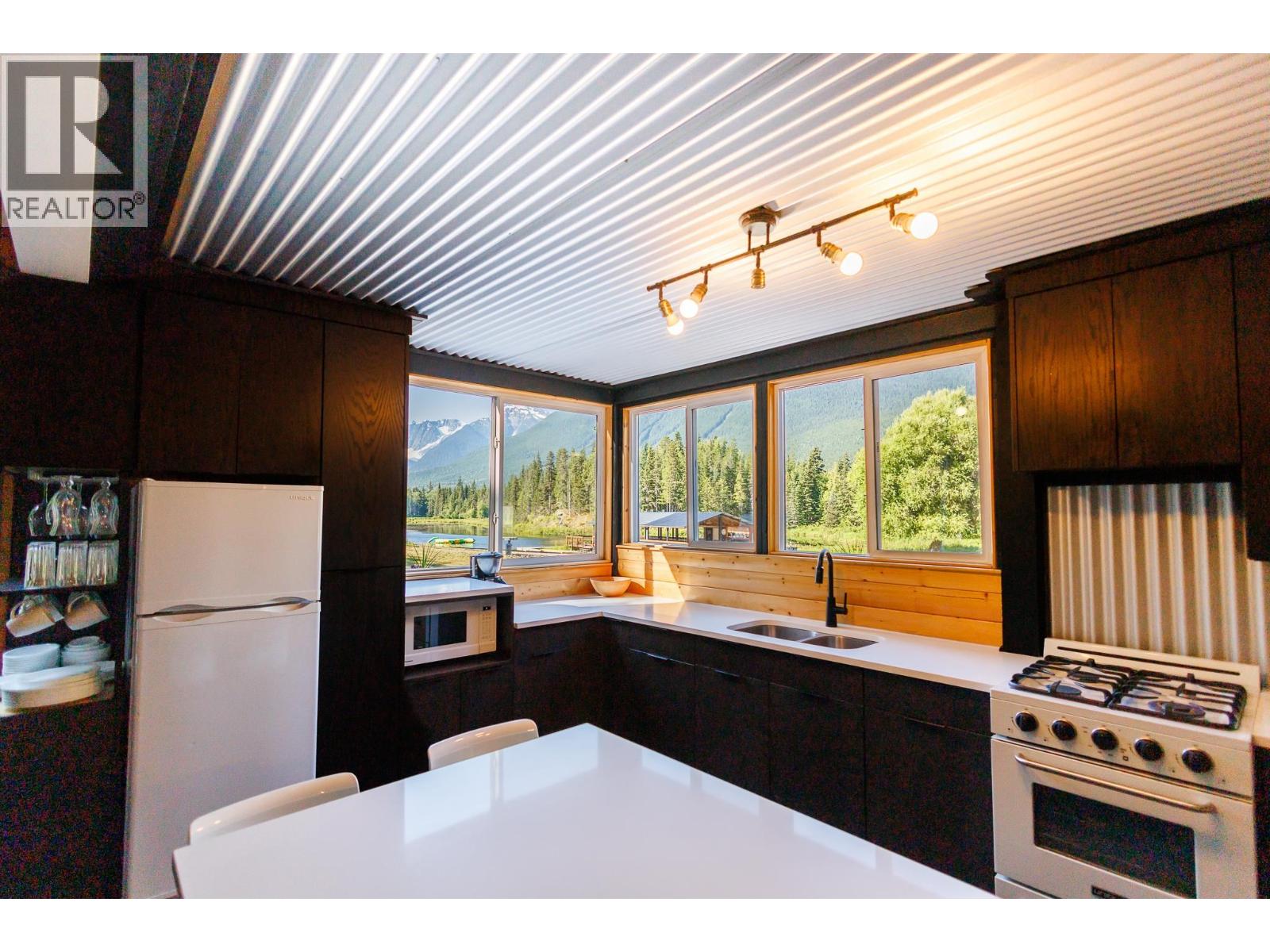 20519 16 Highway, Terrace, British Columbia  V0J 1G0 - Photo 10 - R3150162