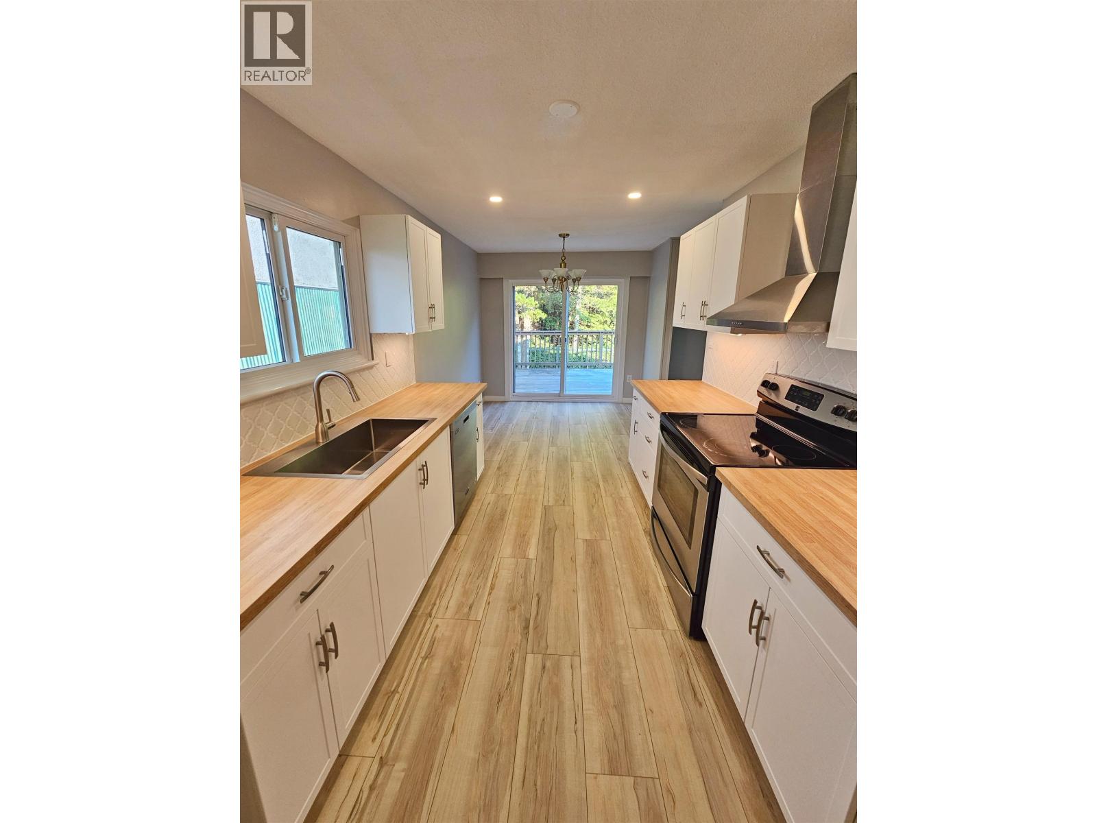 217 Crestview Drive, Prince Rupert, British Columbia  V8J 2Z6 - Photo 12 - R3156142