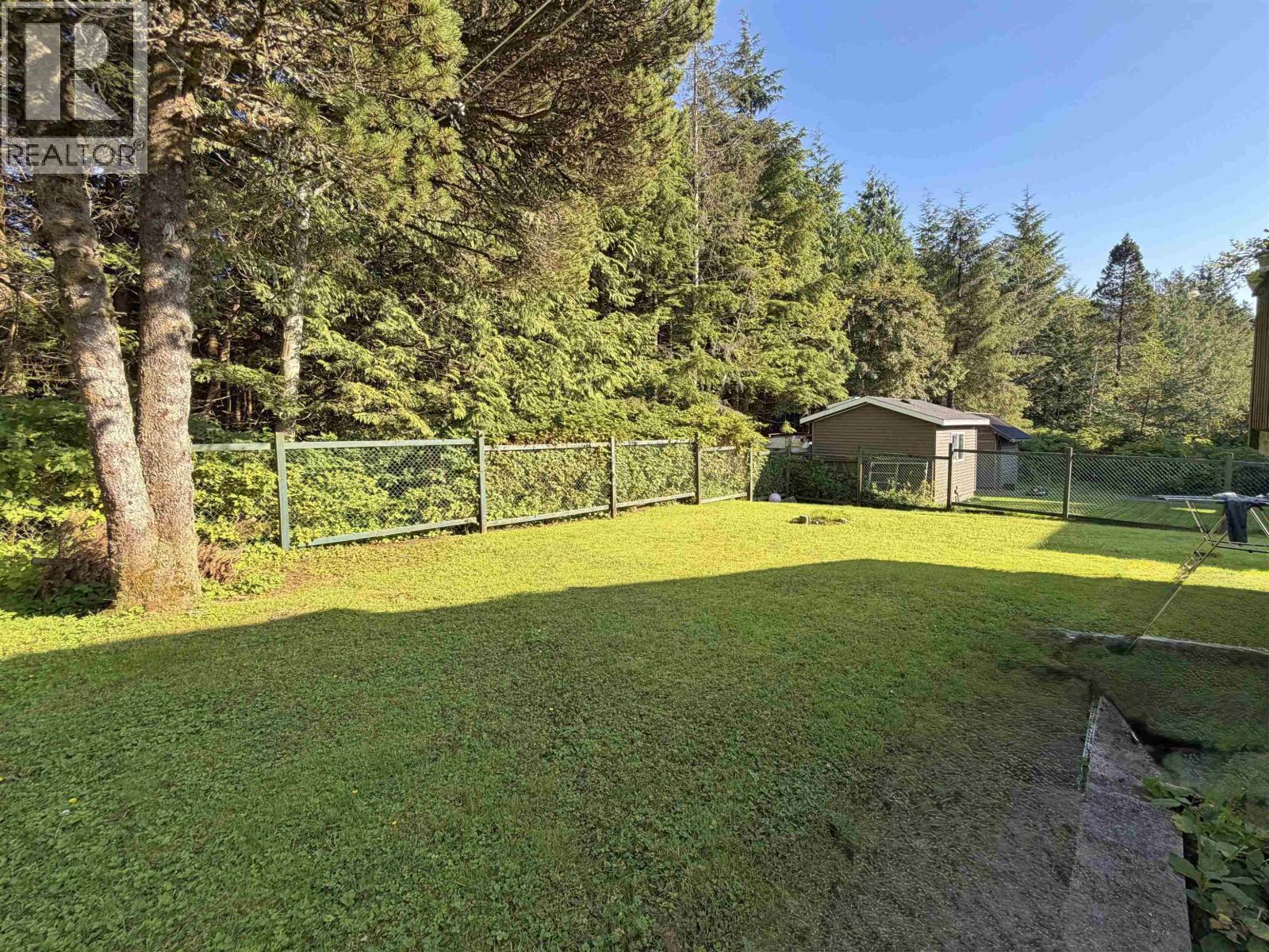 217 Crestview Drive, Prince Rupert, British Columbia  V8J 2Z6 - Photo 3 - R3156142