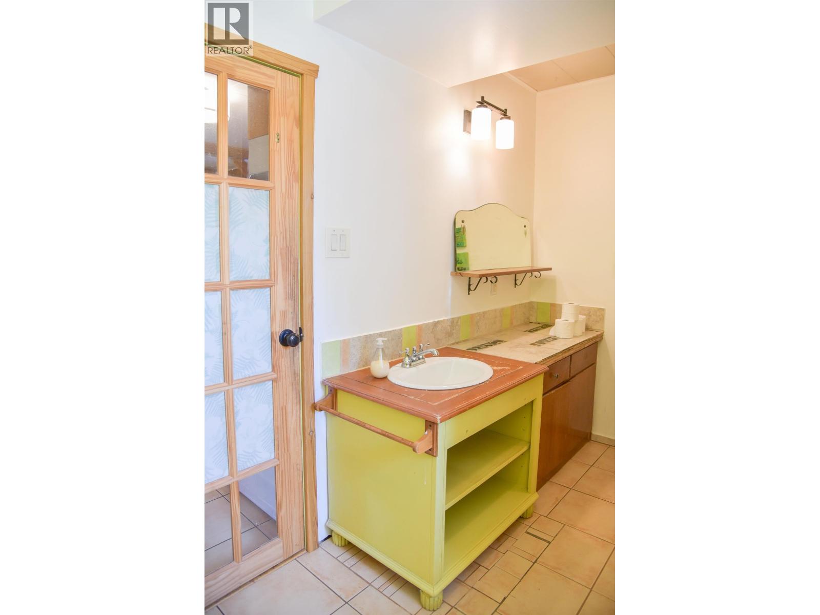2502 Kenney Street, Terrace, British Columbia  V8G 3E3 - Photo 18 - R3156478