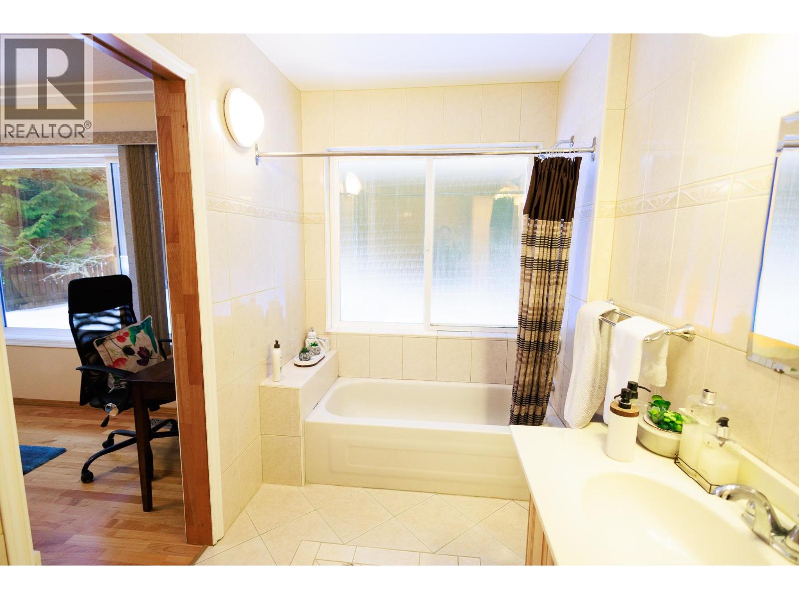5418 Mcconnell Crescent, Terrace, British Columbia  V8G 0C5 - Photo 16 - R3157685