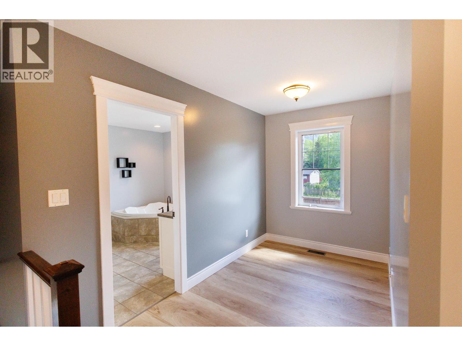 3561 Cottonwood Crescent, Terrace, British Columbia  V8G 5C4 - Photo 13 - R3157696