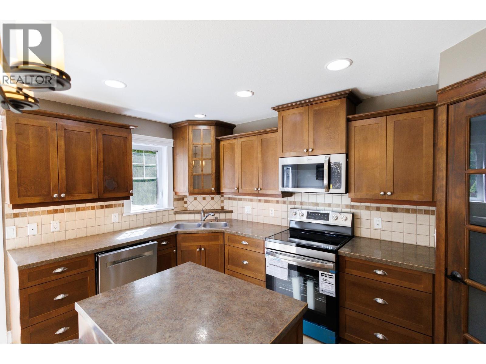 3561 Cottonwood Crescent, Terrace, British Columbia  V8G 5C4 - Photo 8 - R3157696