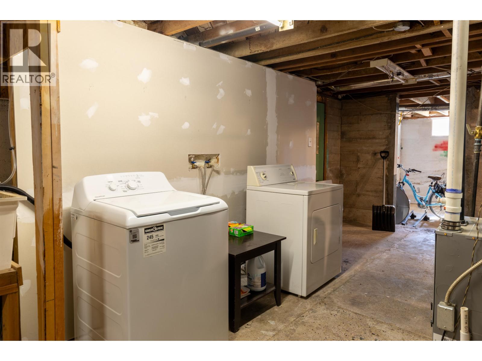 2706 Hall Street, Terrace, British Columbia  V8G 2R7 - Photo 12 - R3158101