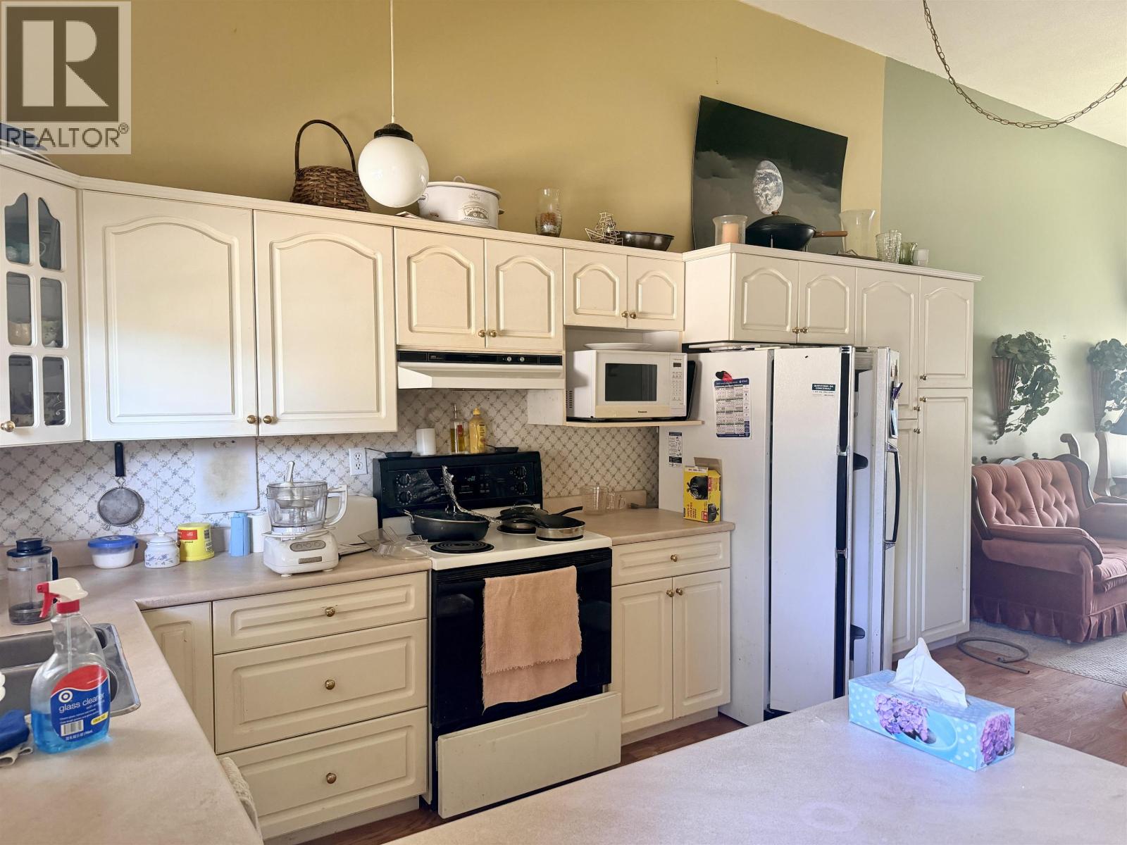 37 863 Lahakas Boulevard, Kitimat, British Columbia  V8C 1V1 - Photo 3 - R3158862